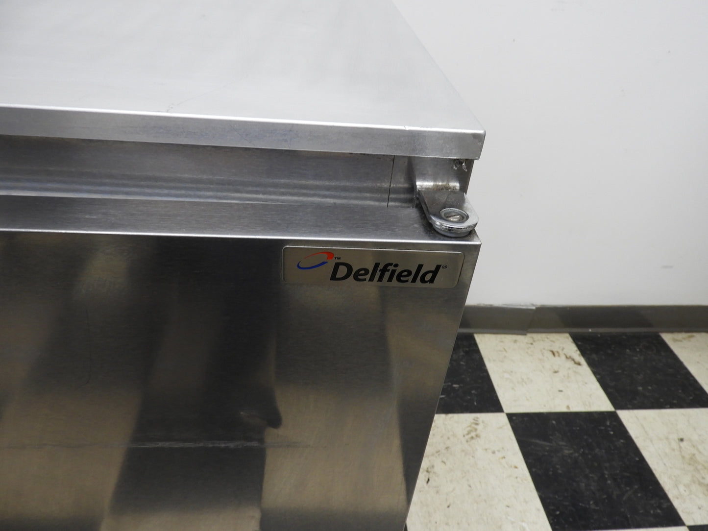 Used DELFIELD 406-CA Under Counter Commercial Refrigerator 120V