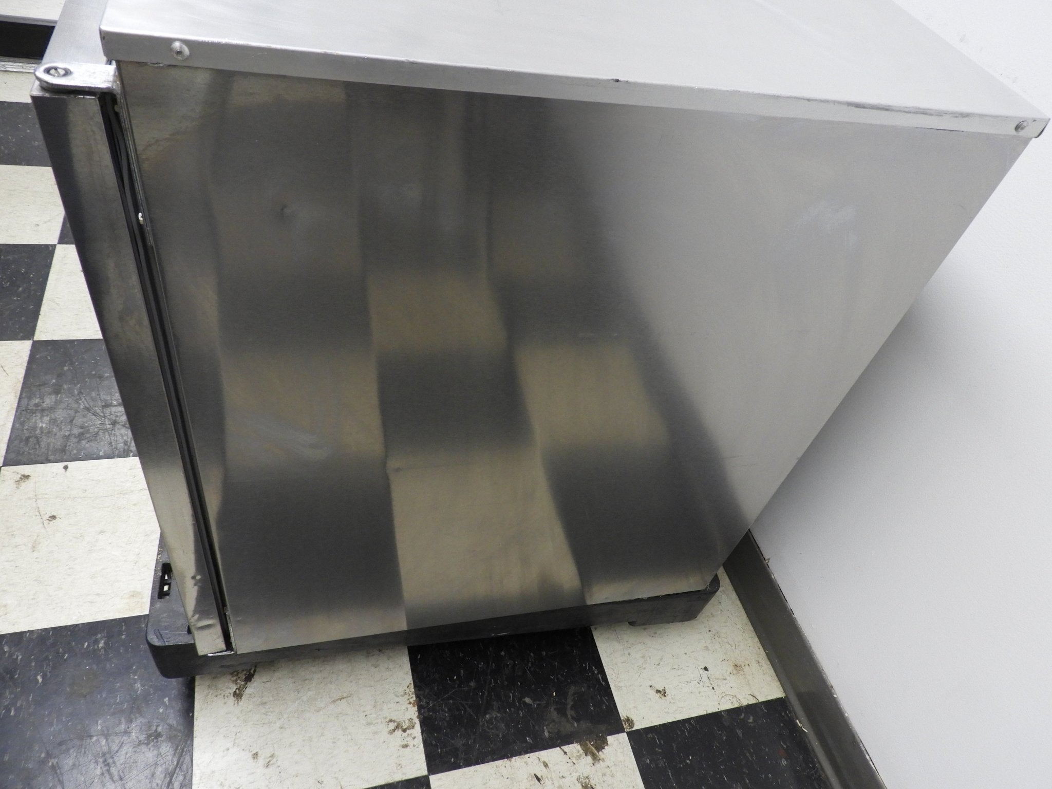 Used DELFIELD 406 - CA Under Counter Commercial Refrigerator 120V - Falcon Restaurant Supply - 10