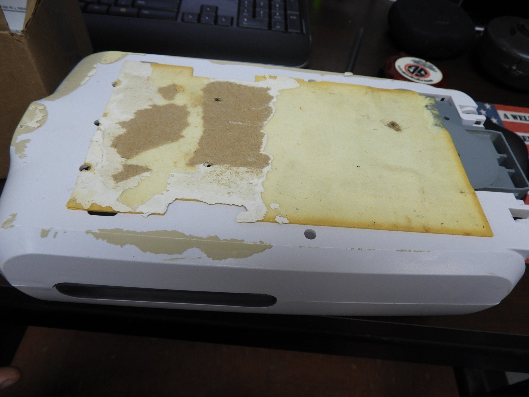 Used Ecolab 9202 - 1192 Nexa™ Classic Hand Soap Dispenser - Falcon Restaurant Supply - 3