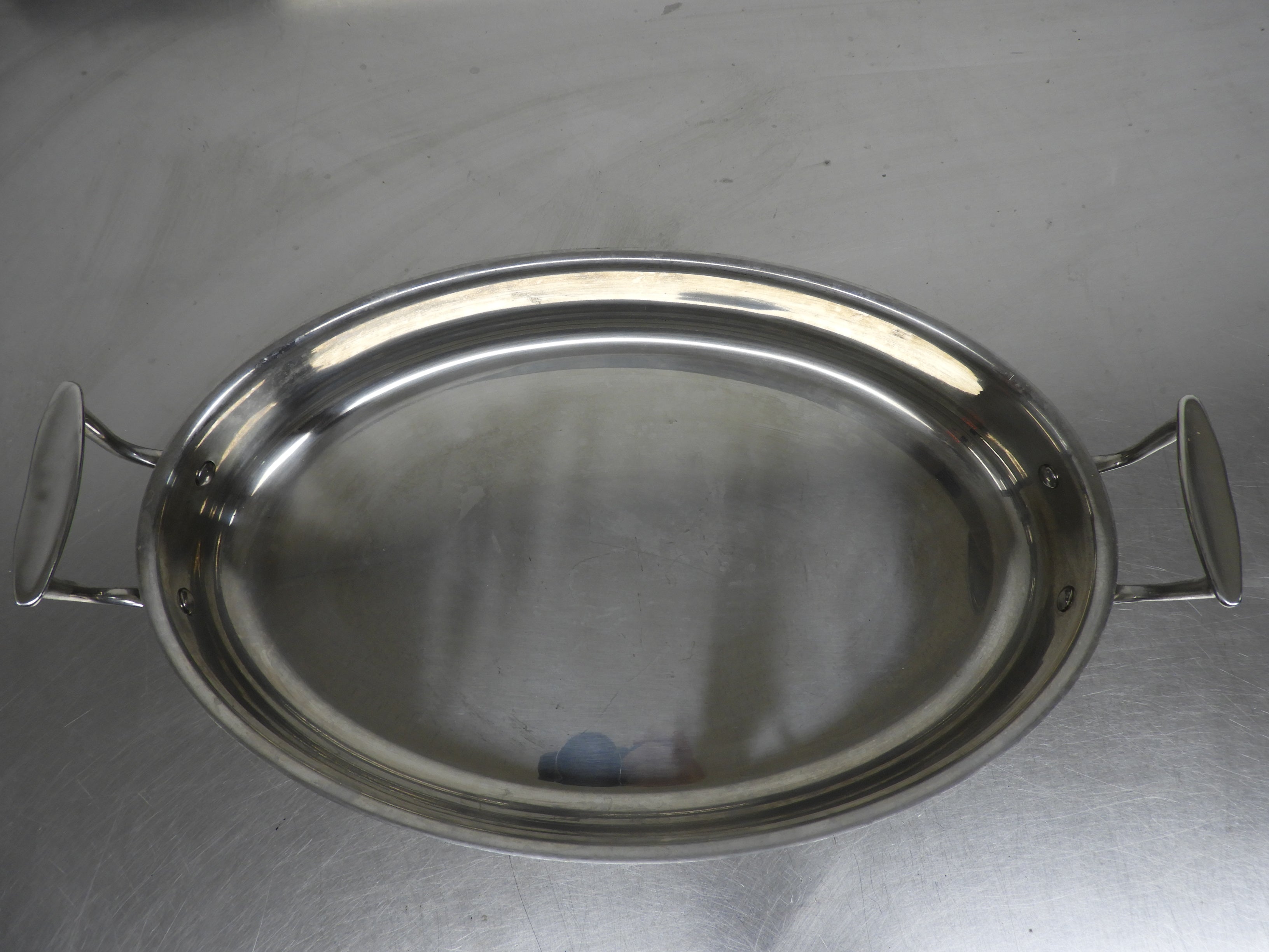 Used Tablecraft CW2044 5 1/2qt Stainless Steel Braising Pot