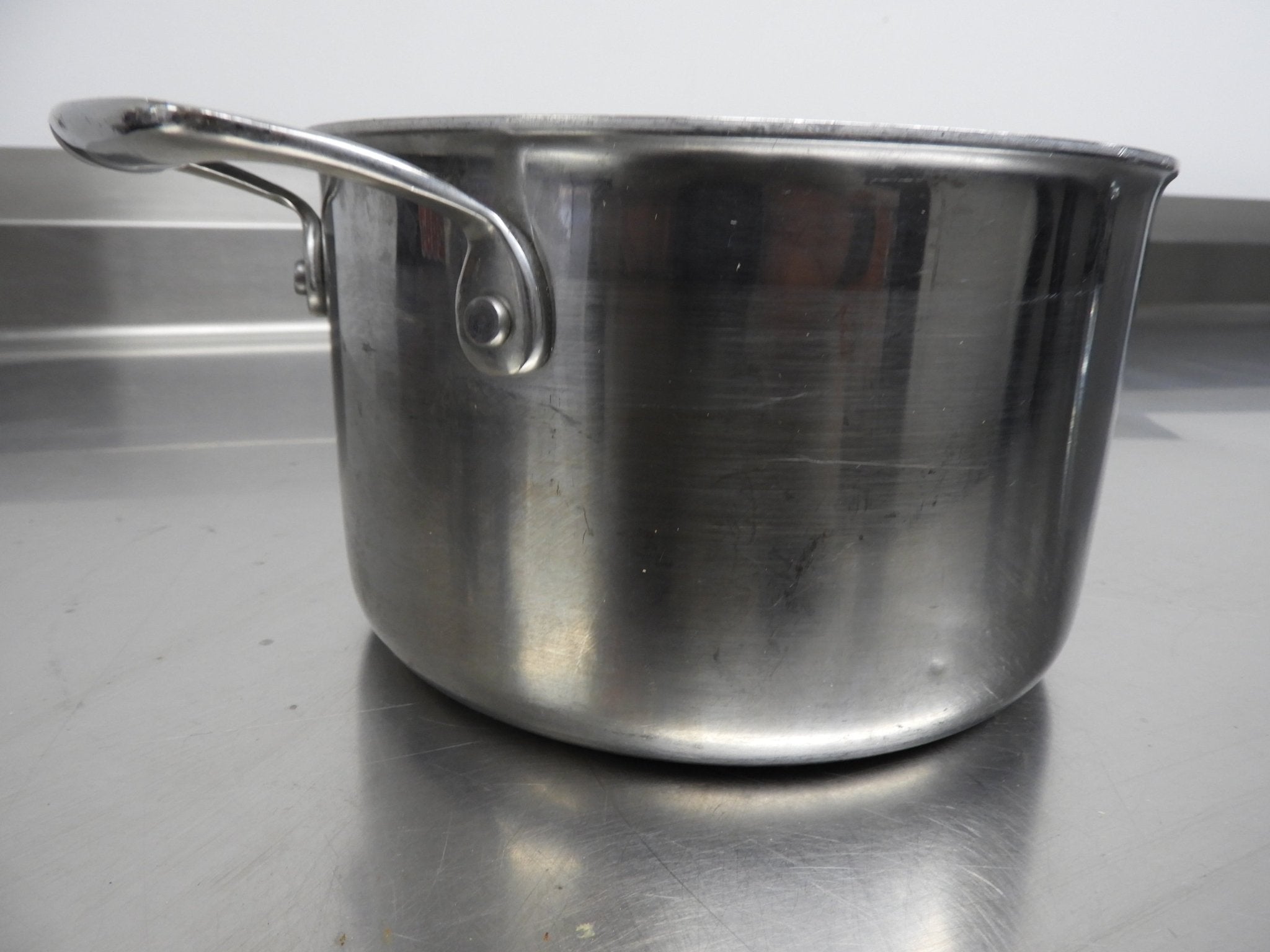 Used Tablecraft CW7004 3qt Tri Ply Sauce Pan w/ Loop Handles - Falcon Restaurant Supply - 4