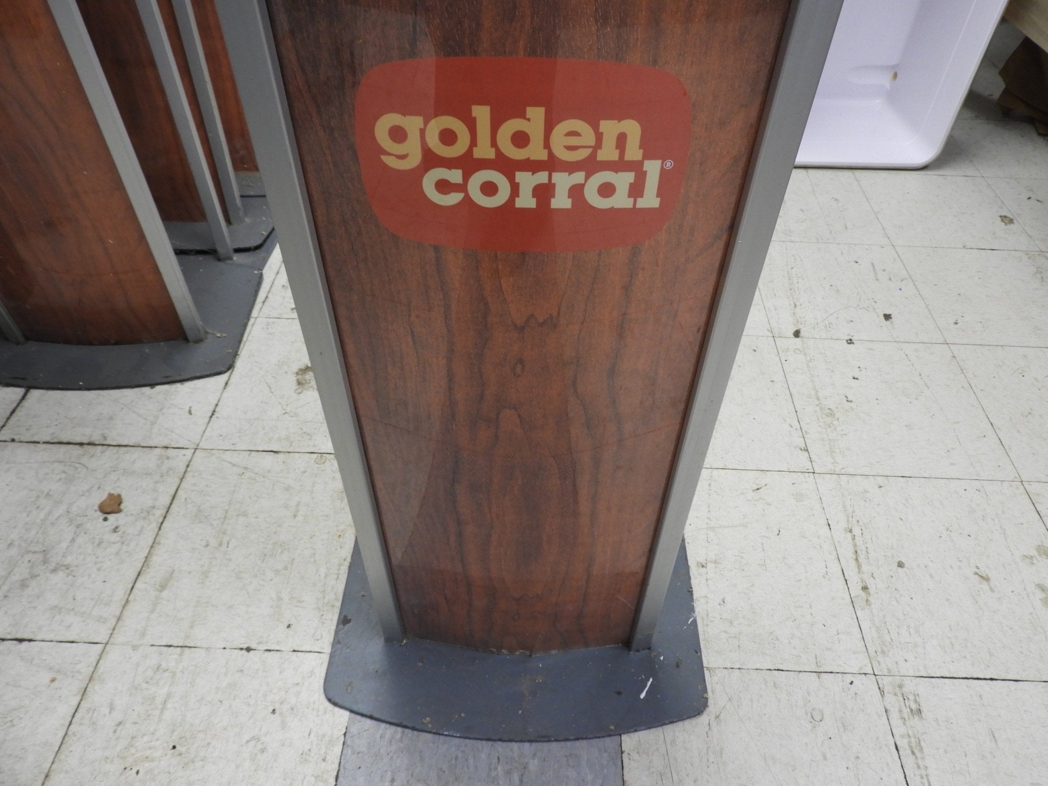 Used Ecolab® 92024832 Nexa™ Hand Hygiene Stand - Falcon Restaurant Supply - 3