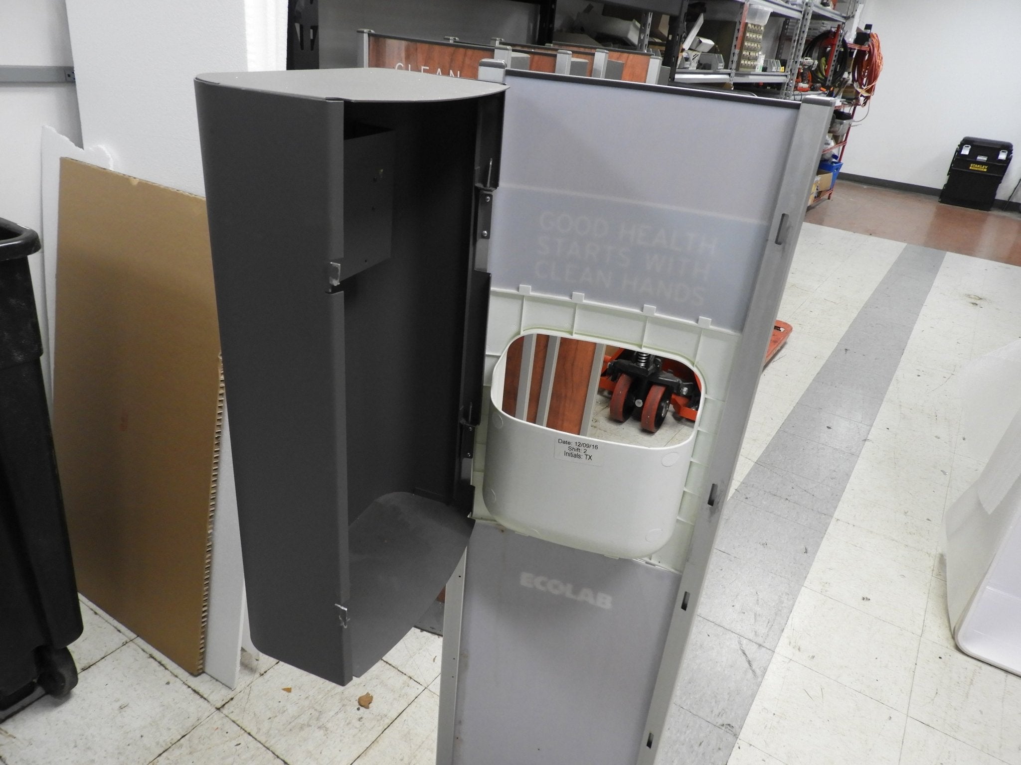 Used Ecolab® 92024832 Nexa™ Hand Hygiene Stand - Falcon Restaurant Supply - 13