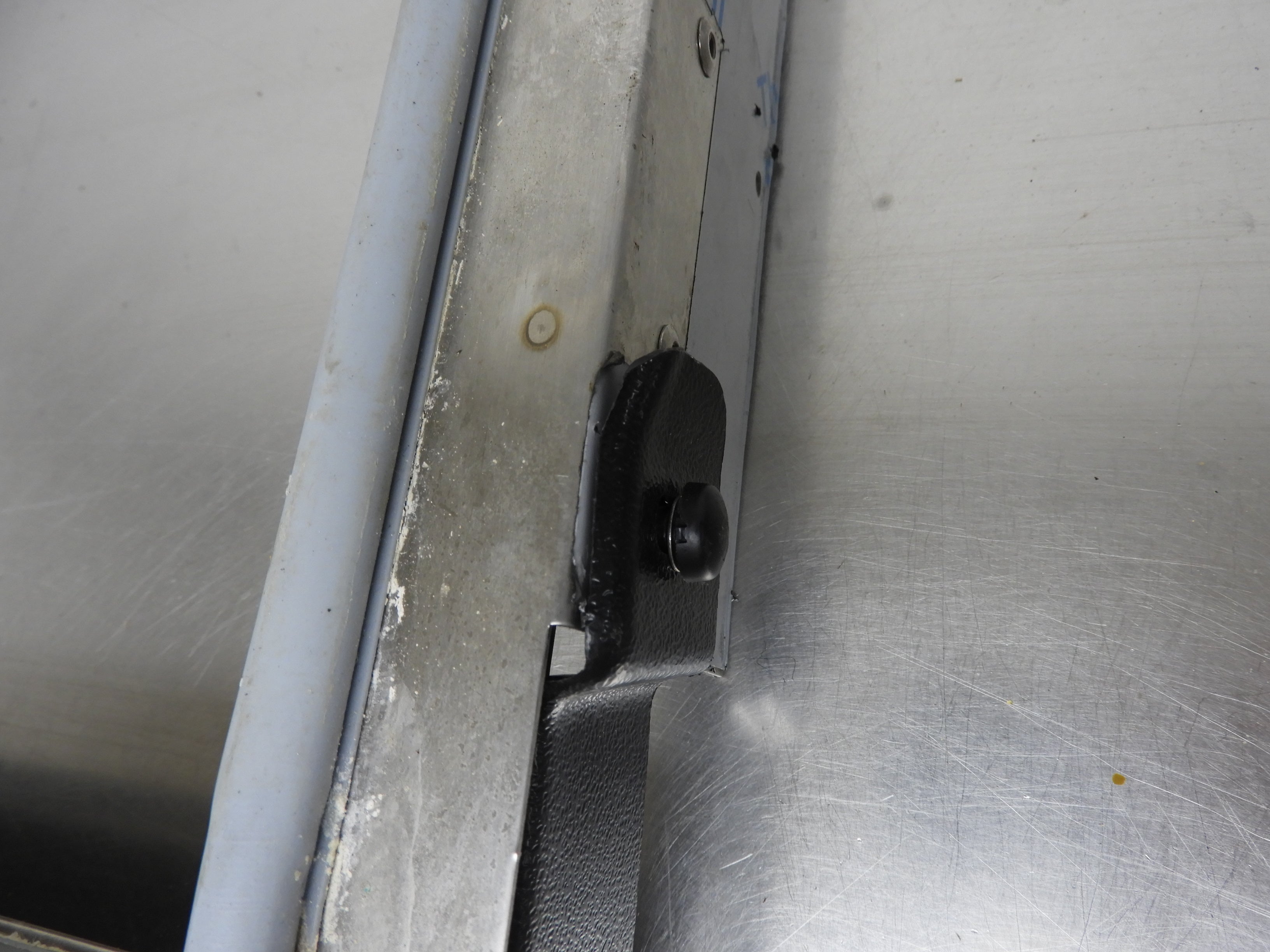 Used Soda/Drink Fountain Machine Top Lid for Ice Maker 30"x31"