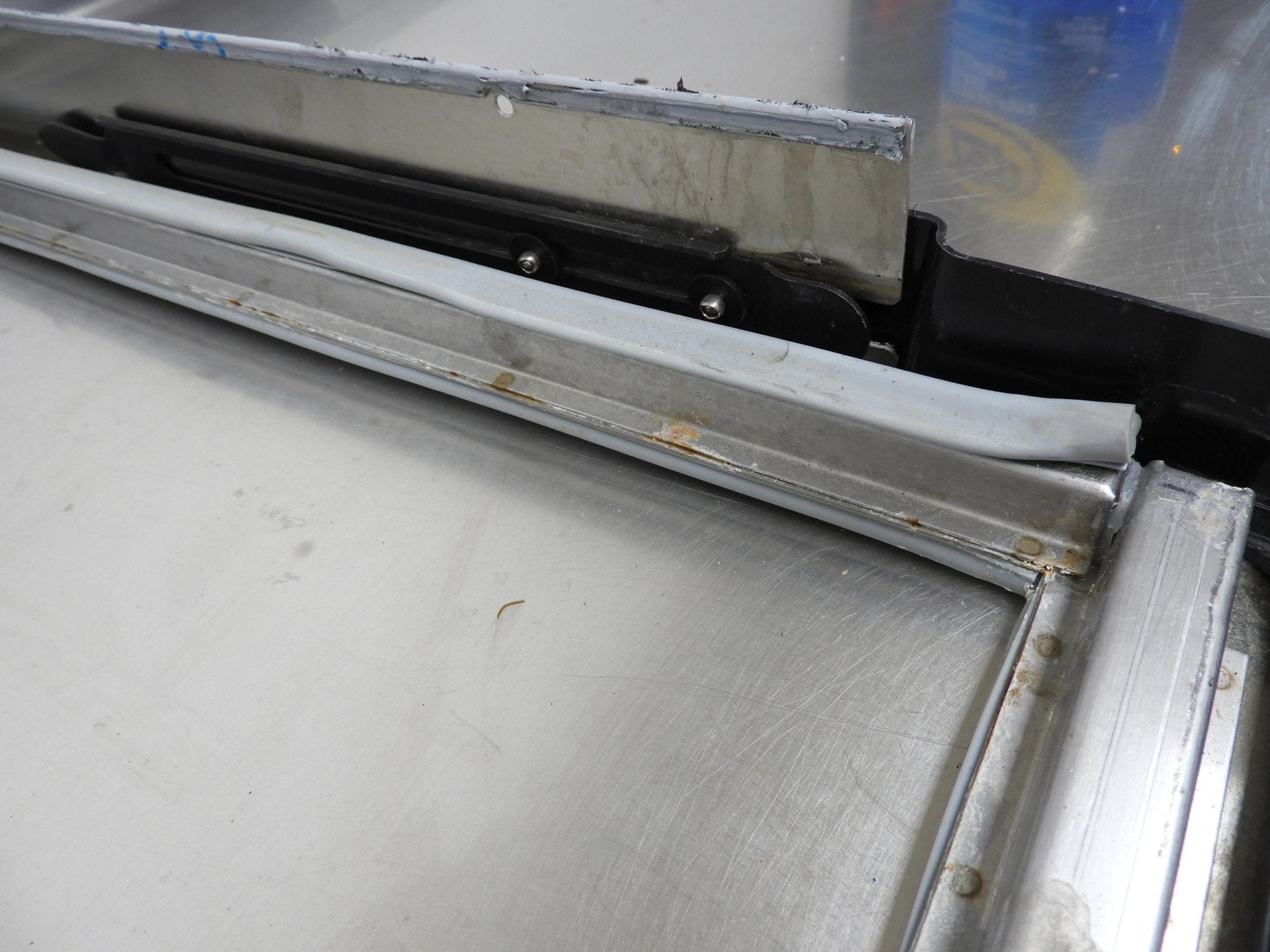 Used Soda/Drink Fountain Machine Top Lid for Ice Maker 30"x31" - Falcon Restaurant Supply - 8