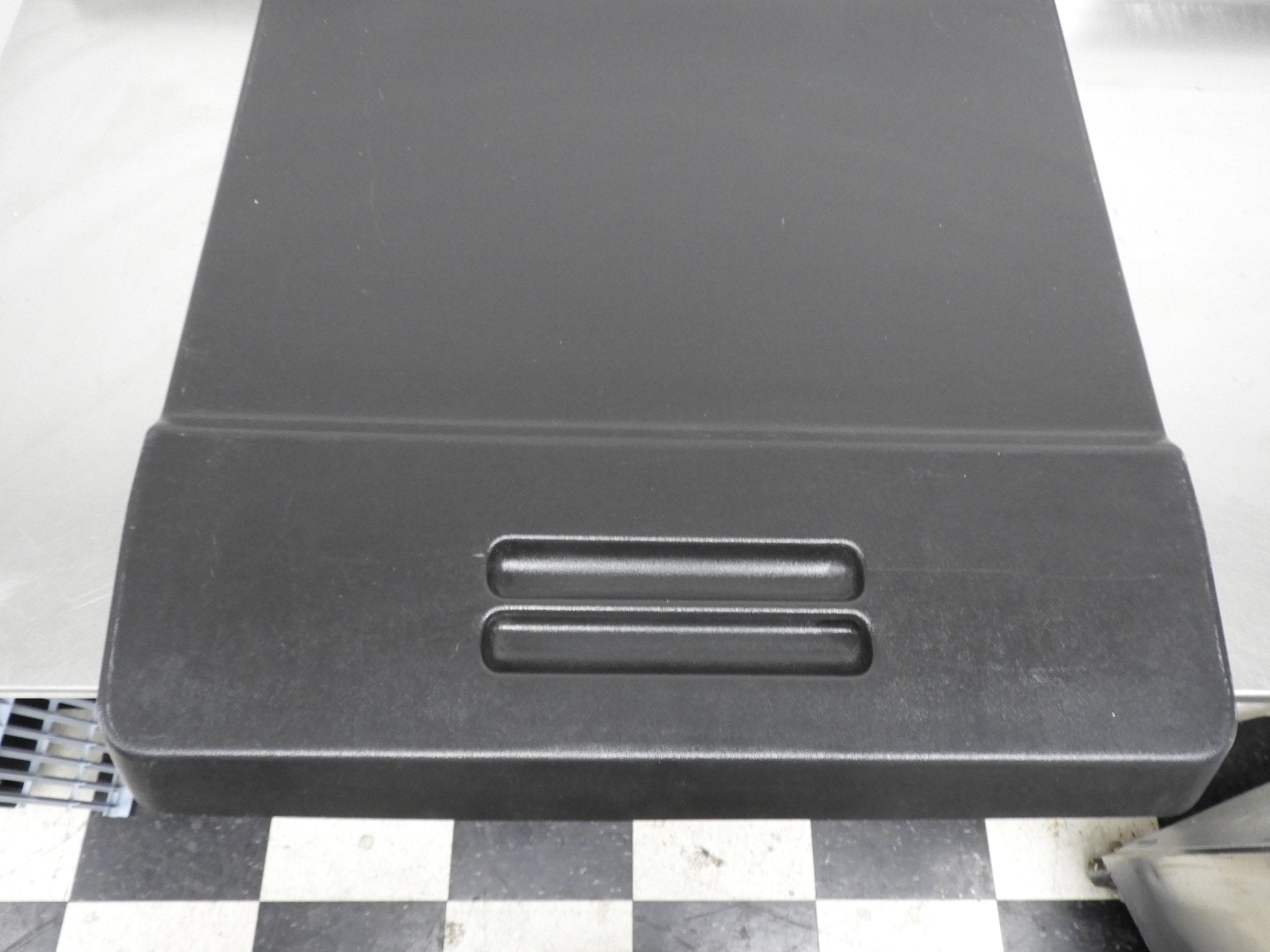 Used Soda/Drink Fountain Machine Top Lid for no Ice Maker 30"x31" - Falcon Restaurant Supply - 1