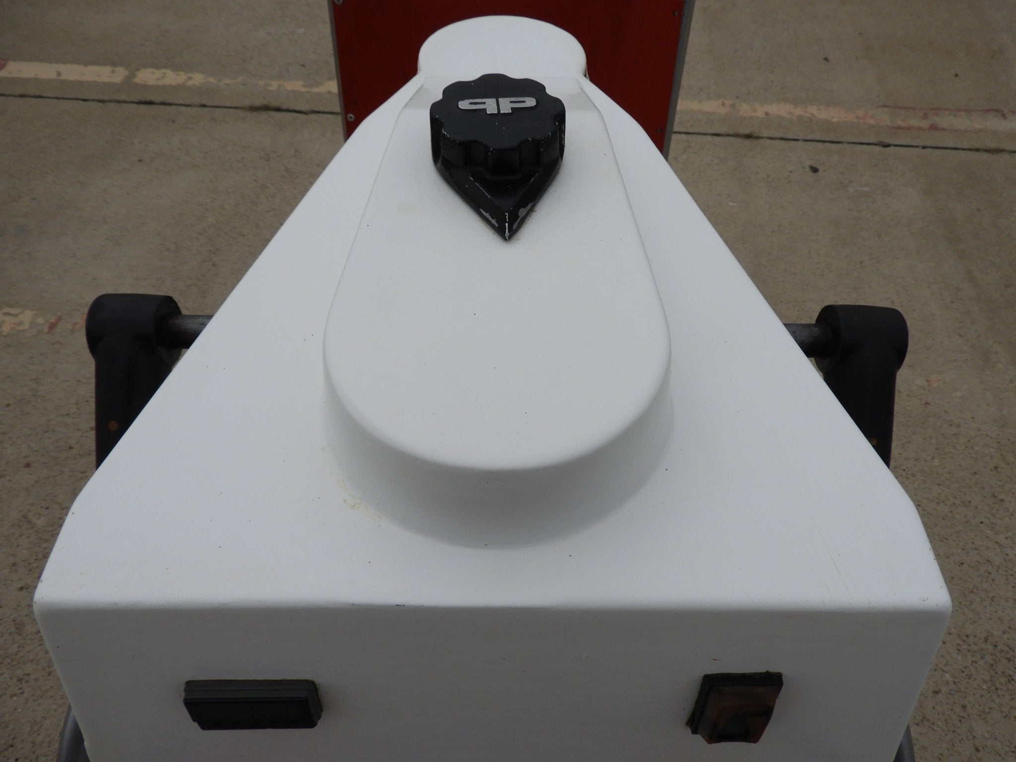 Used Proluxe Endurance DP1100 18" Manual Heavy - Duty Pizza Dough Press - Falcon Restaurant Supply - 4