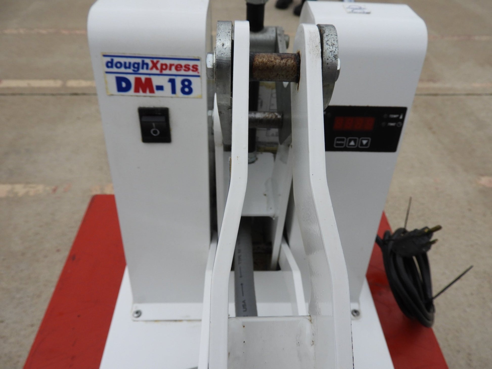 DoughXpress DM - 18 - 120 Manual Pizza Dough Press 120V - Falcon Restaurant Supply - 8