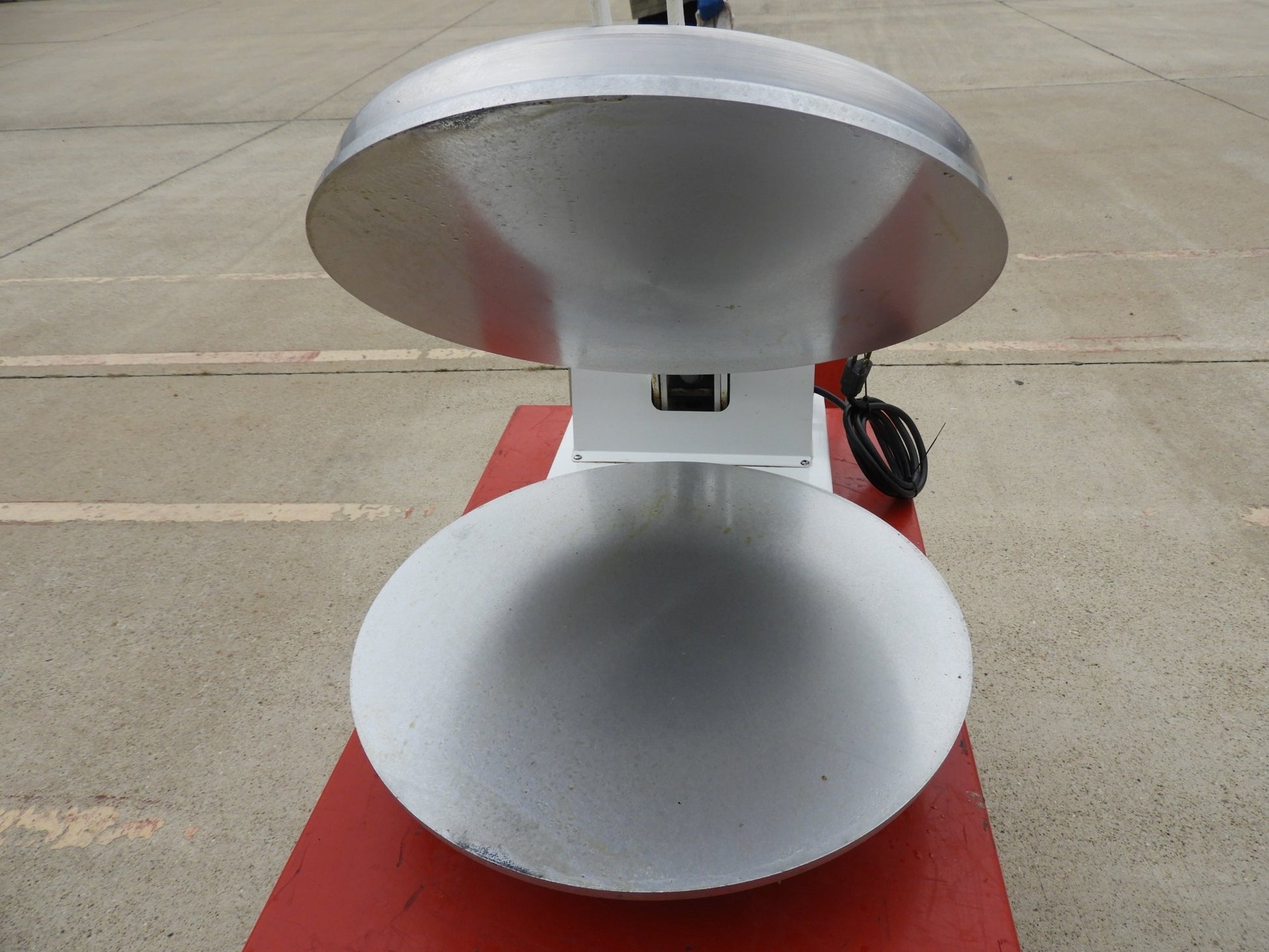 DoughXpress DM - 18 - 120 Manual Pizza Dough Press 120V - Falcon Restaurant Supply - 4