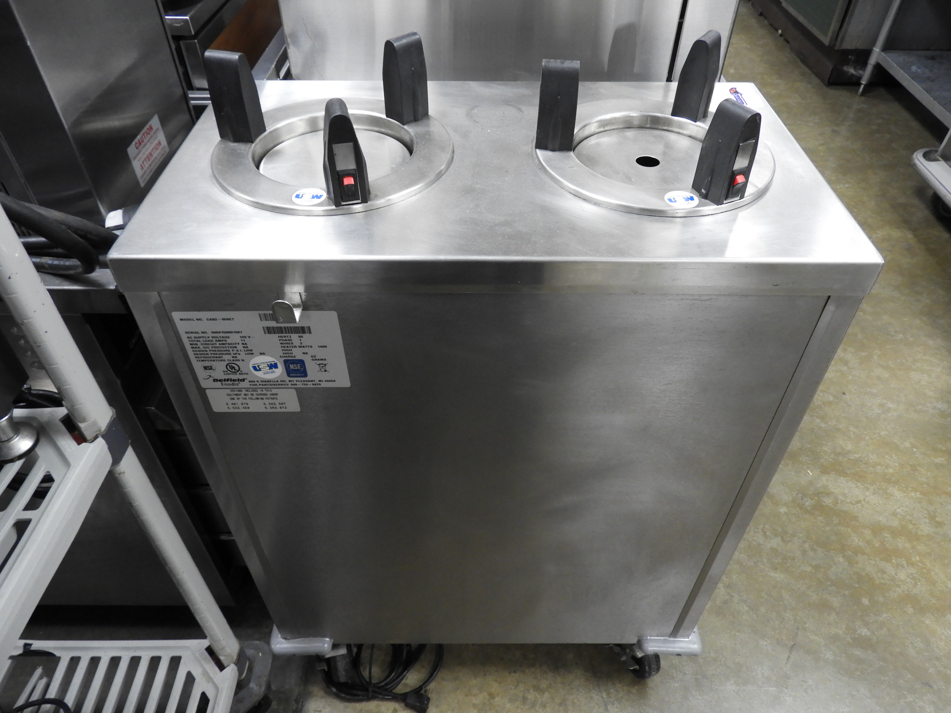 Used Delfield CAB2-650ET Even Temp Mobile Enclosed Two Stack Heated 144 Dish Dispenser