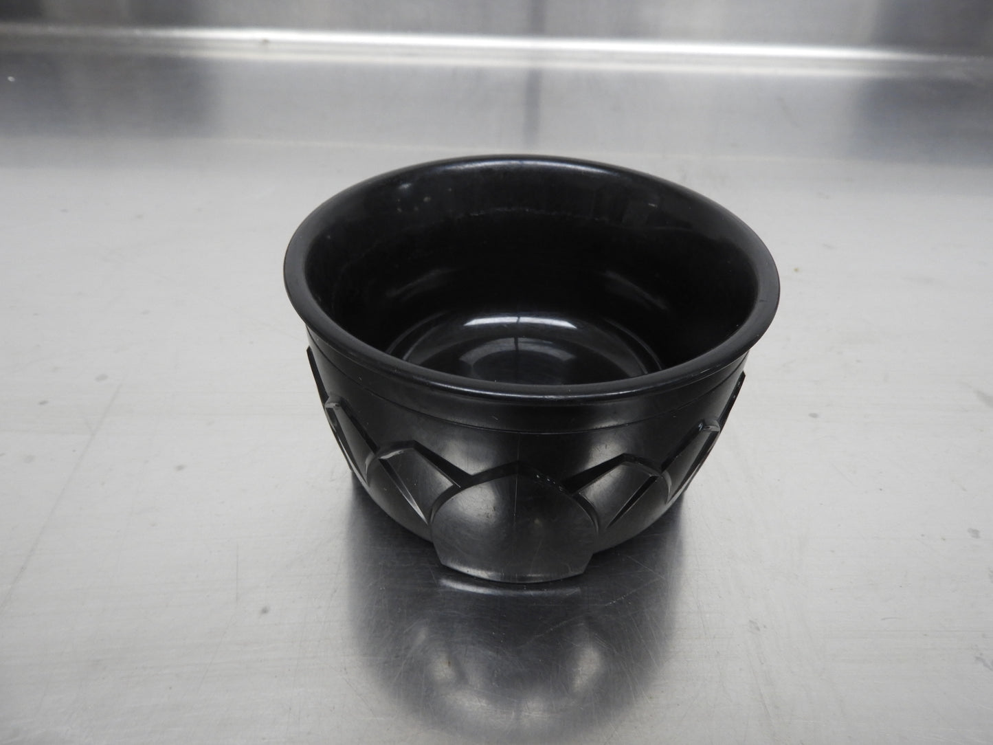 Dinex Carlisle Fenwick Bowl 9oz onyx Plastic Serving Bowl