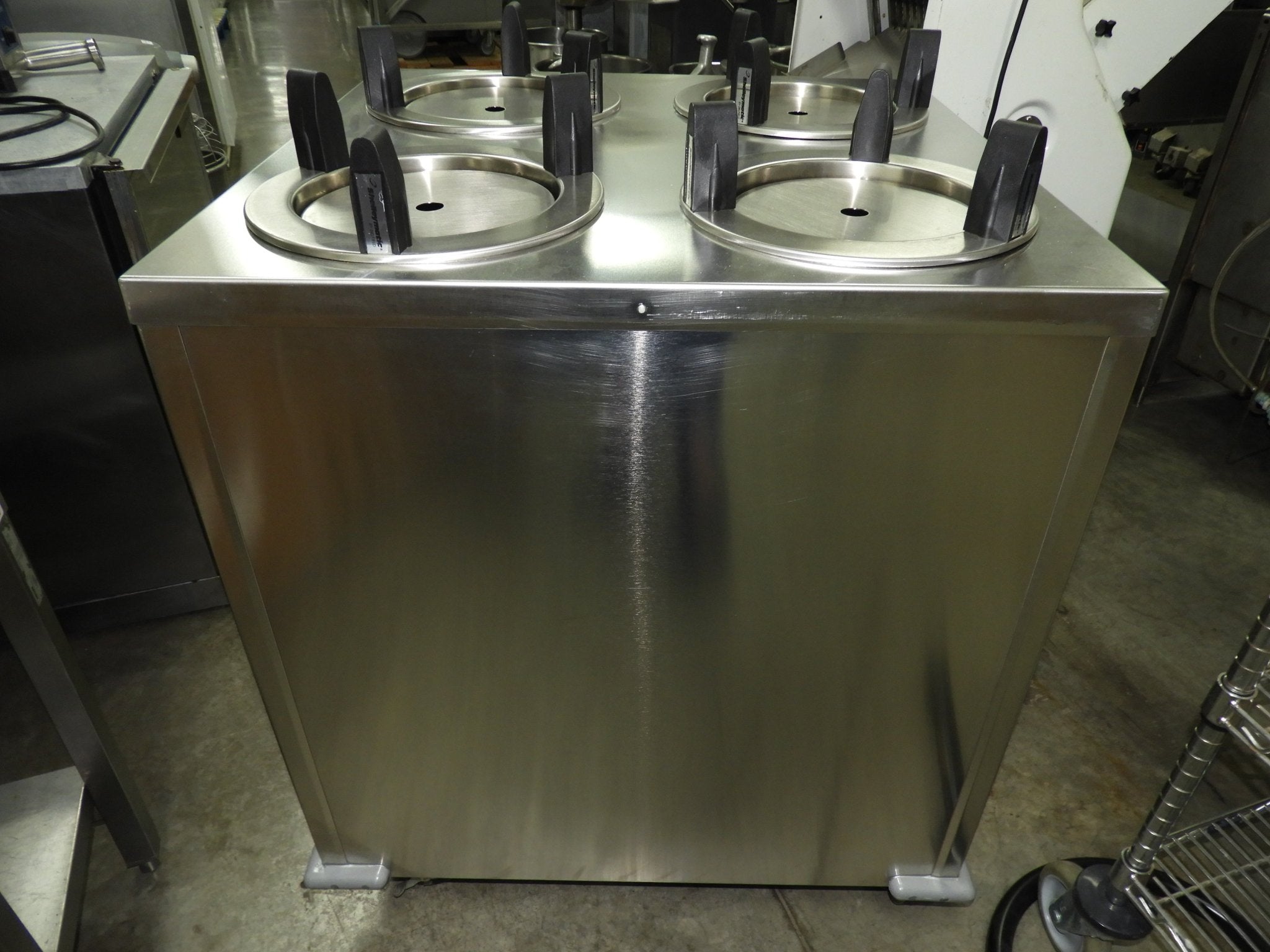 Used 27" Delfield CAB4 - 650 Mobile Enclosed Four Stack Dish Dispenser 288 Plates - Falcon Restaurant Supply - 6