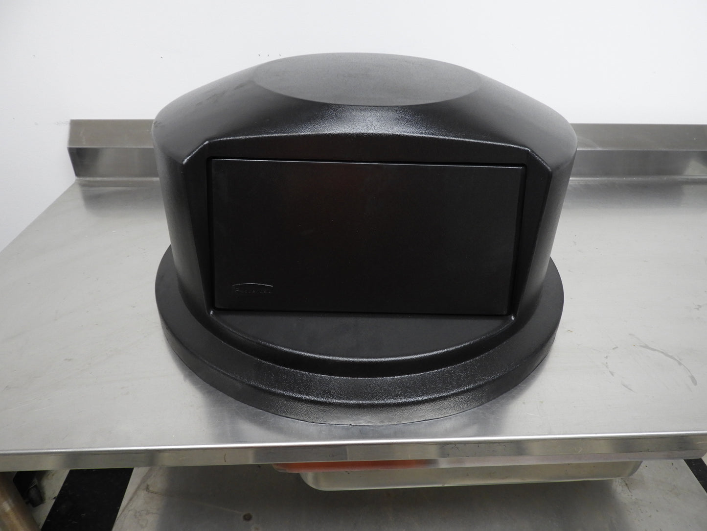 2647-88 BRUTE Commercial Dome Top Lid  for 2643 Waste Trash Containers