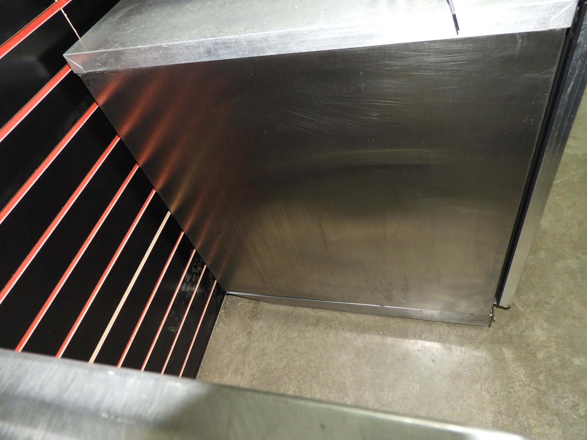 Used 32" Continental UC32 - GD Under Counter Commercial Refrigerator with Glass Door - Falcon Restaurant Supply - 5