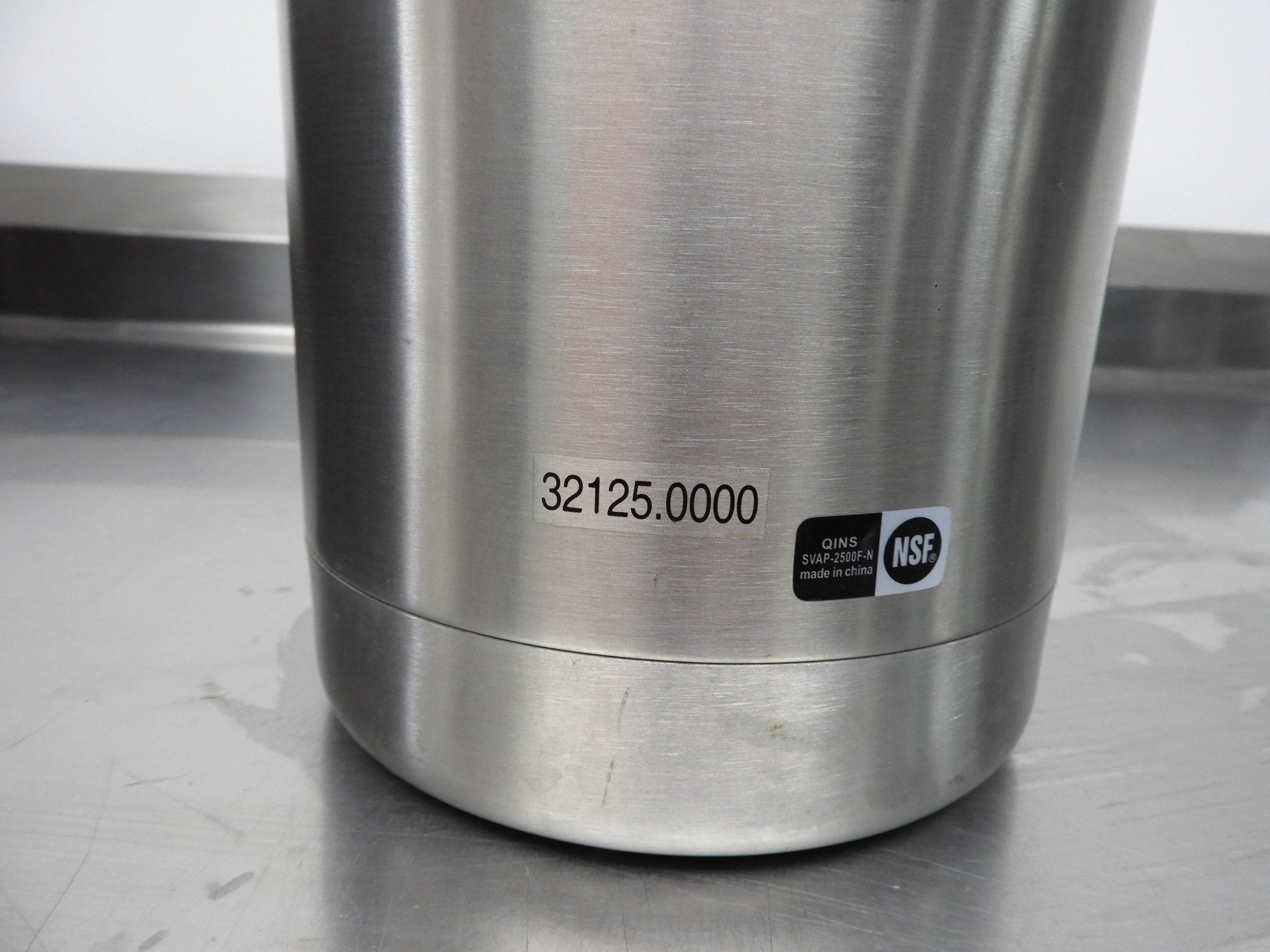 Used Bunn 2.5 Liter Stainless Steel Lined Lever Action Coffee Airpot 32125.0000
