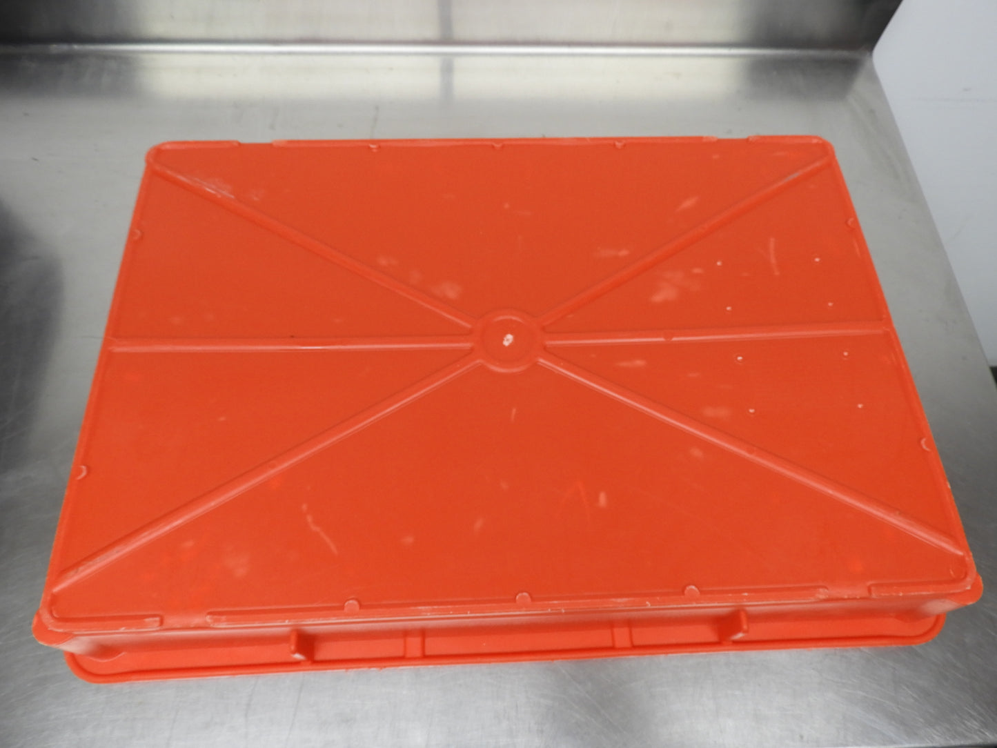 Red DoughMate CPT-7D Commercial Plastic Dough Tray  26"Lx18"Wx3"H