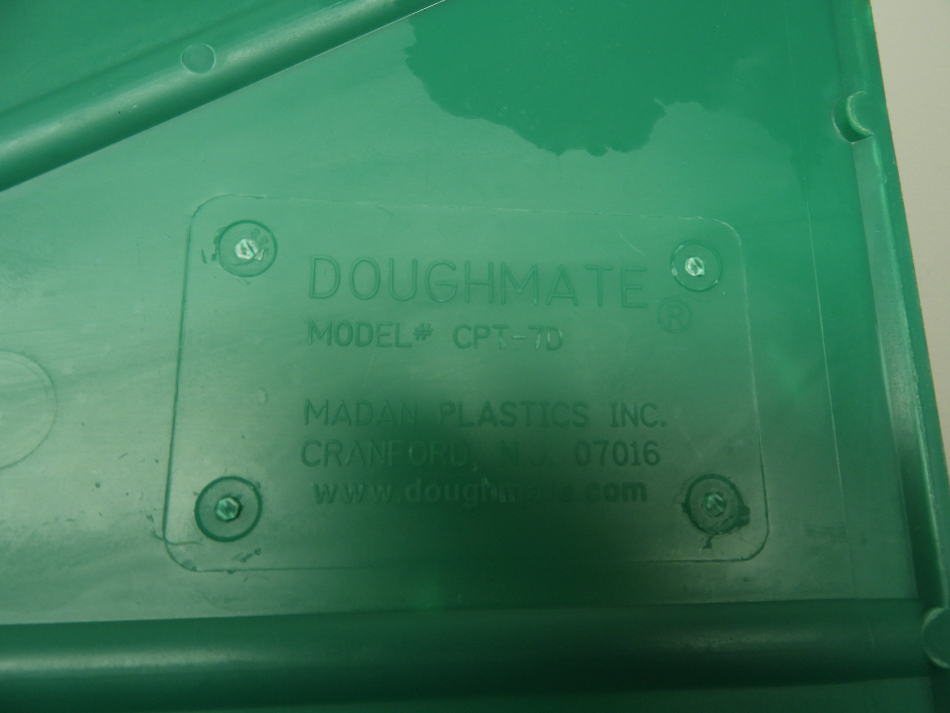 Used Green DoughMate CPT-7D Commercial Plastic Dough Tray  26"Lx18"Wx3"H
