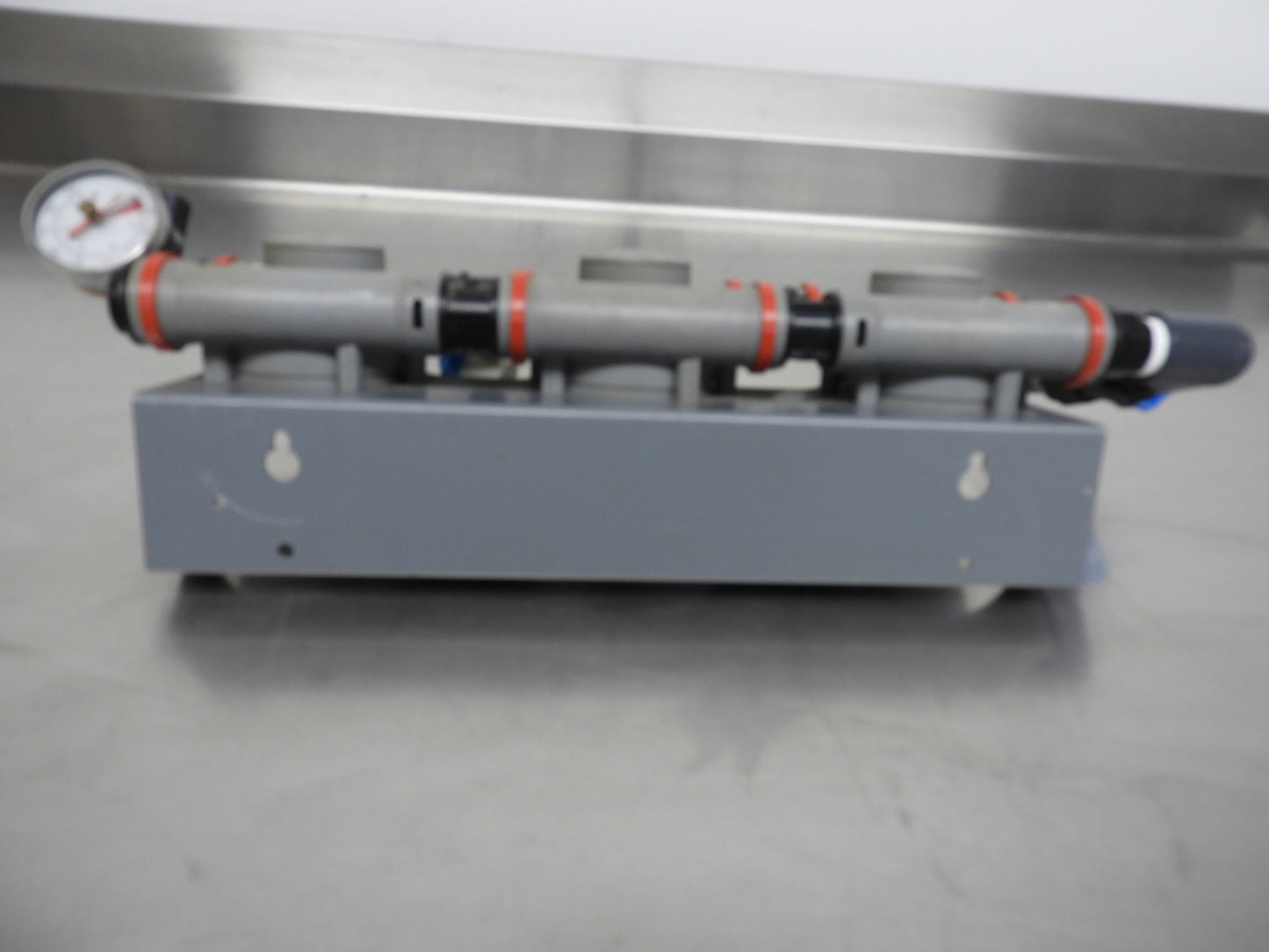 Used 3M High Flow Series Triple Manifold Assembly Water Filter