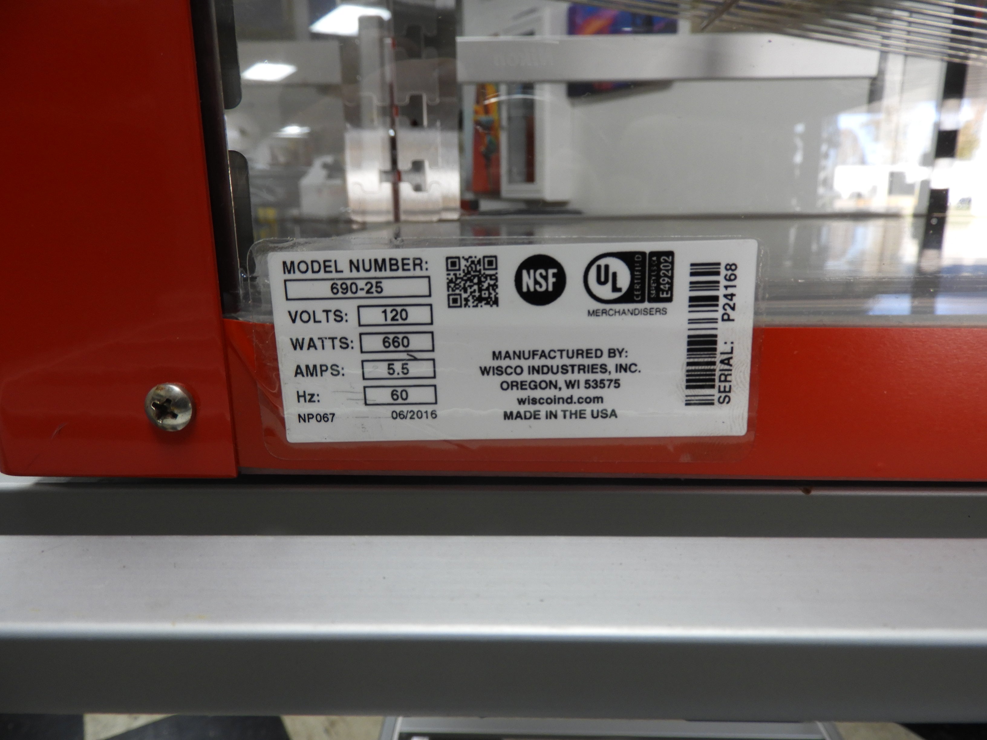 New Wisco 690-25 Hot Food Warming Heated Display Holding Cabinet Two Door Pass Thru 120V 660W