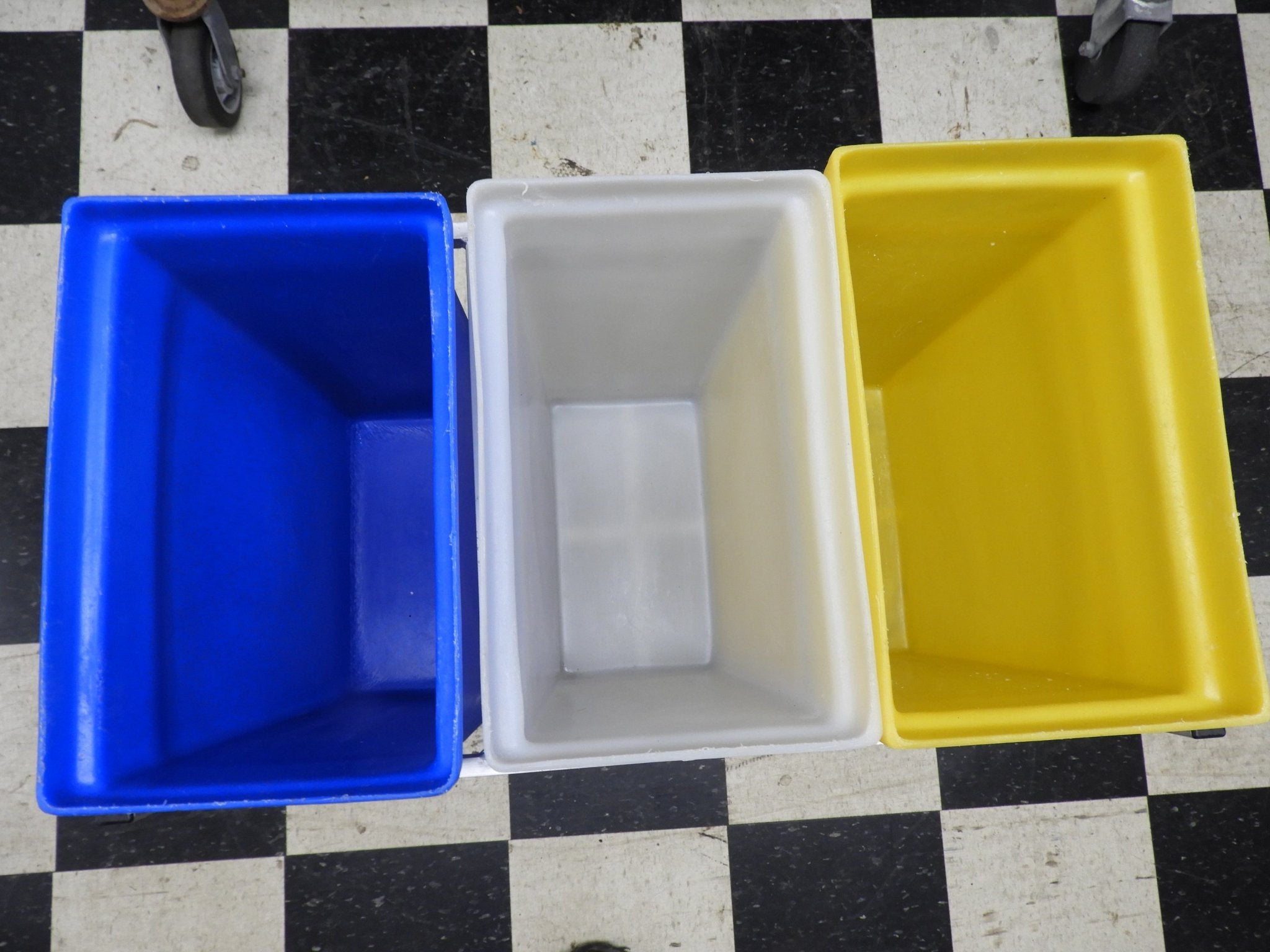 Used Winholt 148PIB 30 Gallon / 480 Cup Mobile Triple Ingredient Plastic Bins without Lids - Falcon Restaurant Supply - 4