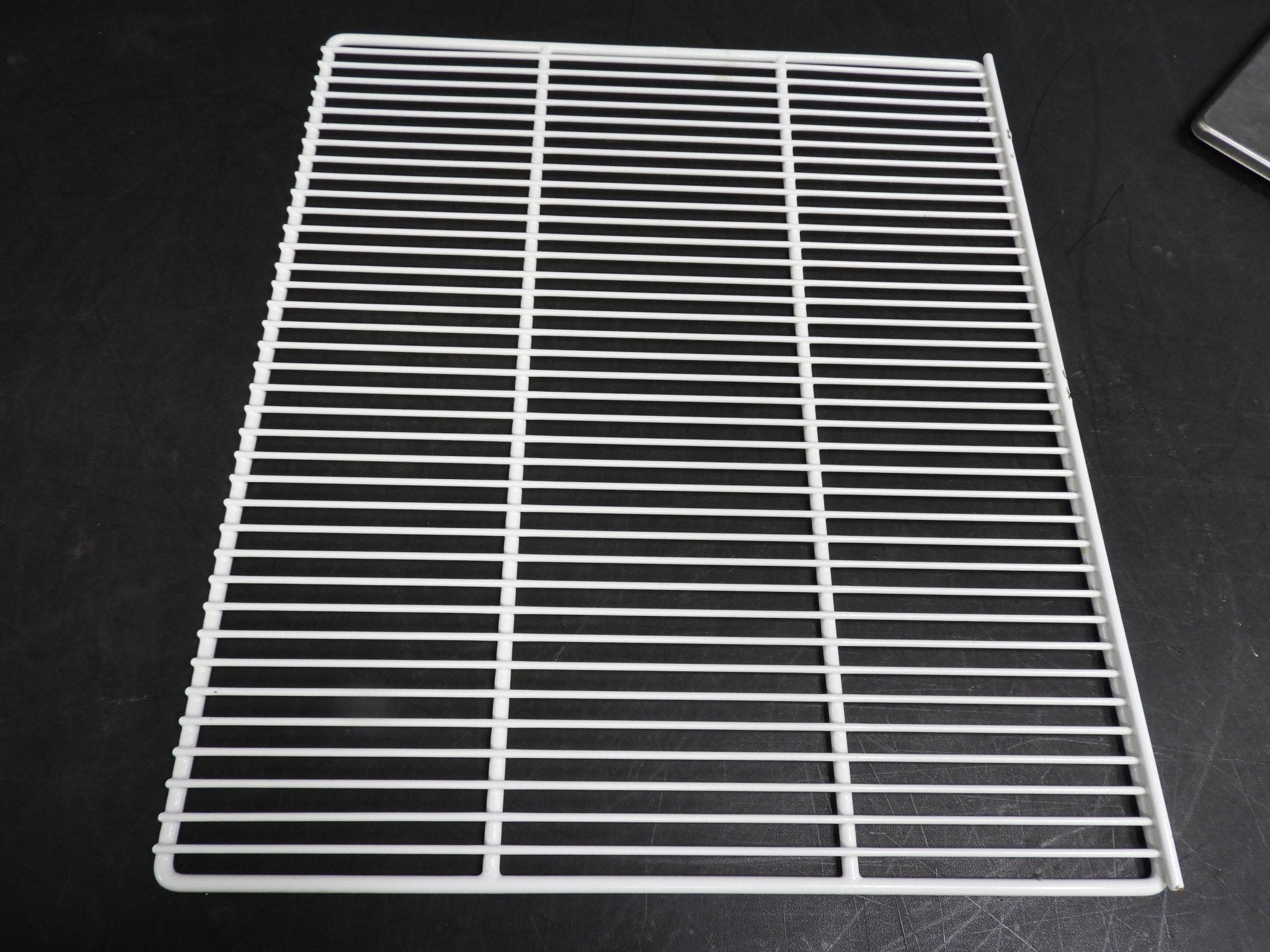 Used TRUE GDM - 49 Replacement White Wire Shelf - Falcon Restaurant Supply - 1