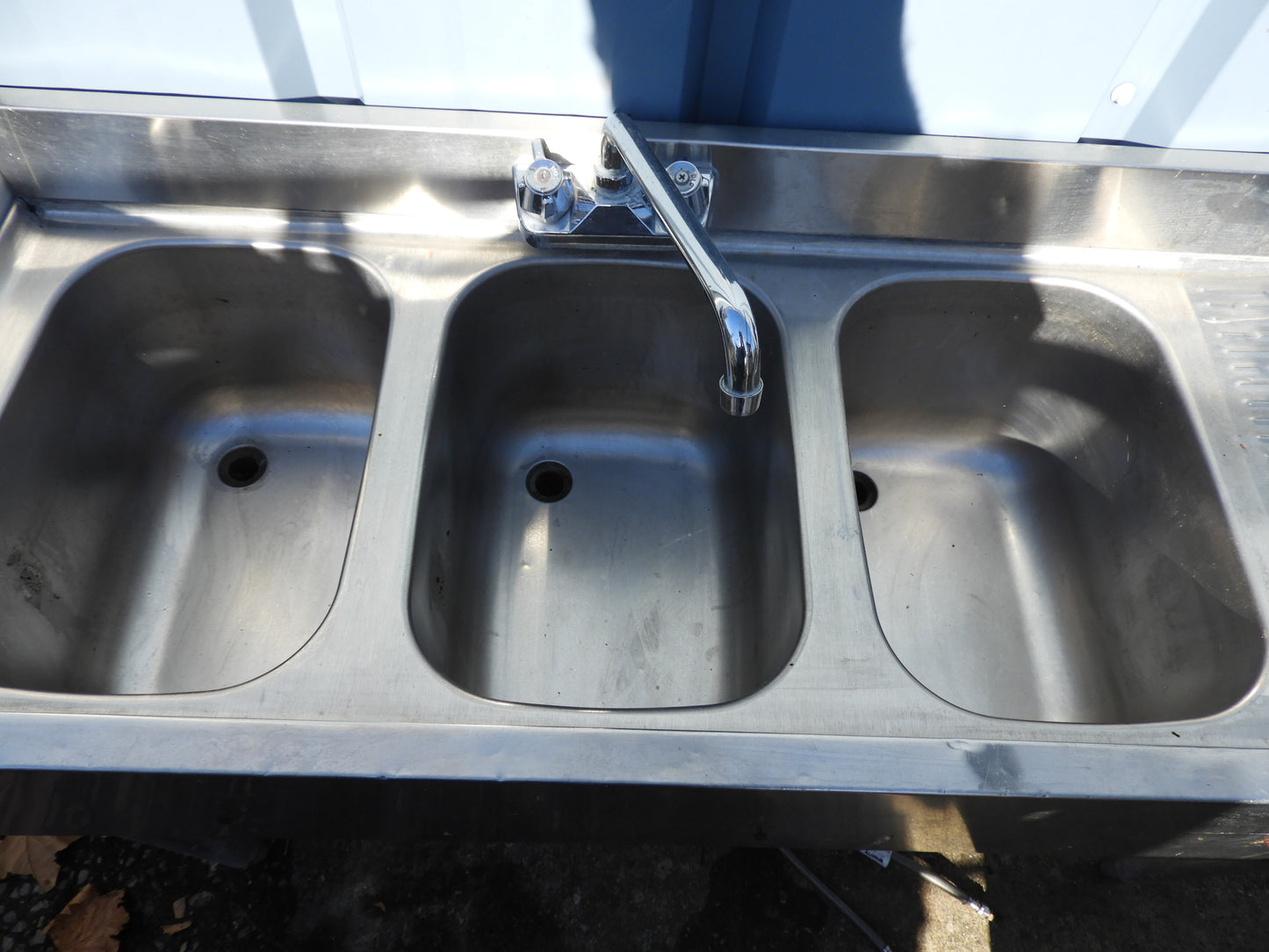 Krowne 18/433 Compartment Stainless Steel Commercial Sink - SS27