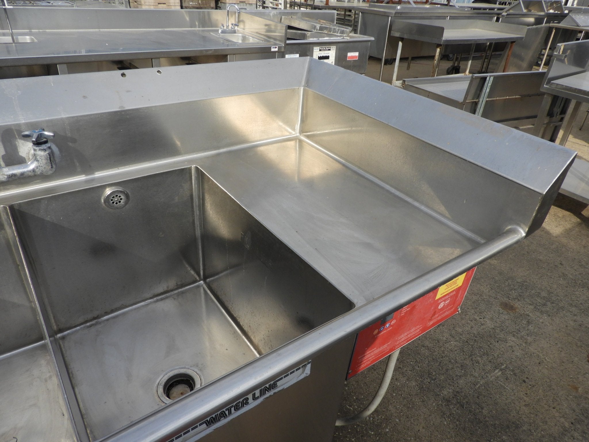 Used 3 Compartment Stainless Steel Commercial Sink with Twist Drains and X - Stream Wash - SS18 - Falcon Restaurant Supply - 5