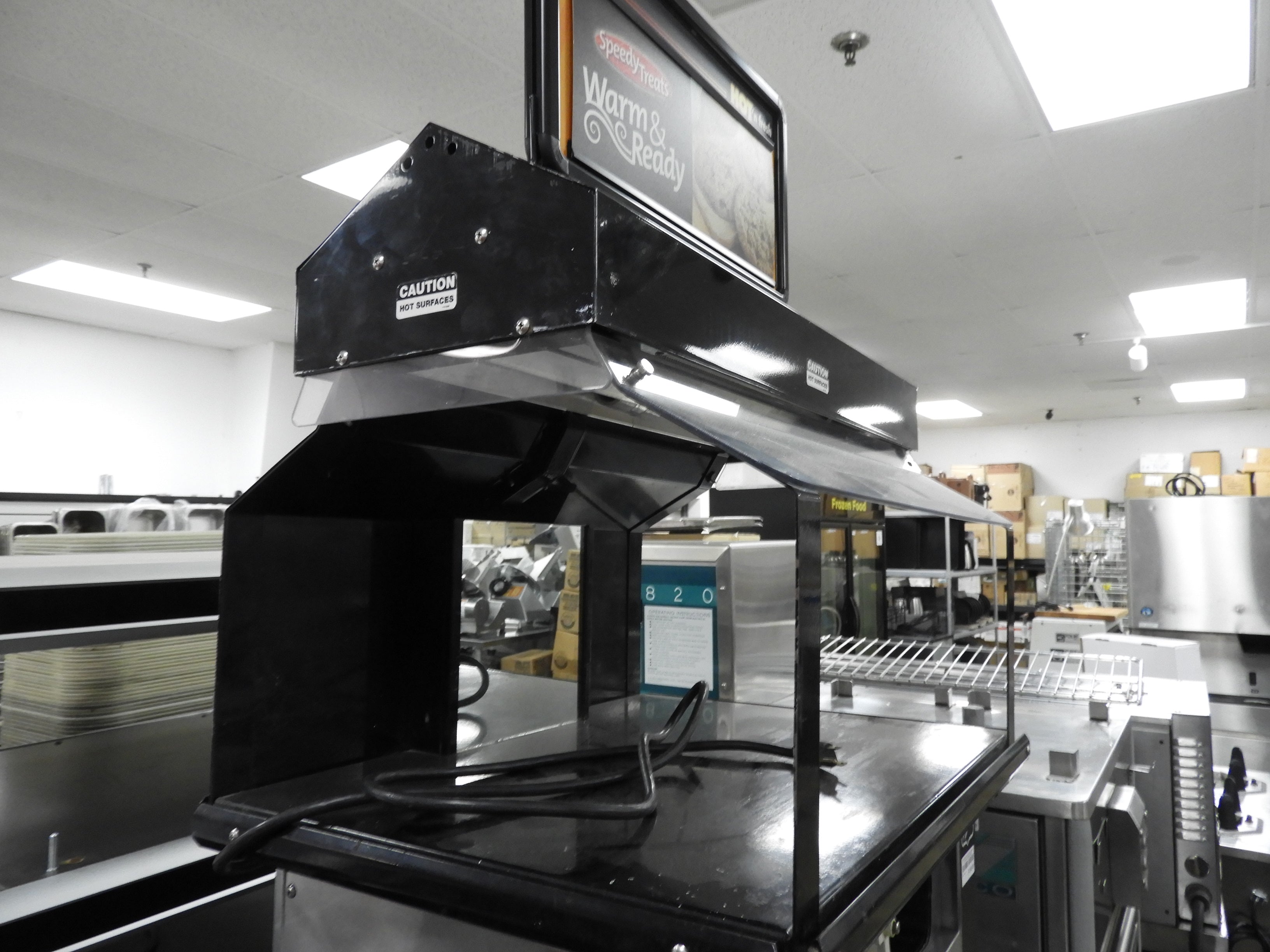 Used Merco MM-24 Commercial Counter Top Mini-Merchandiser Warmer Display 120V