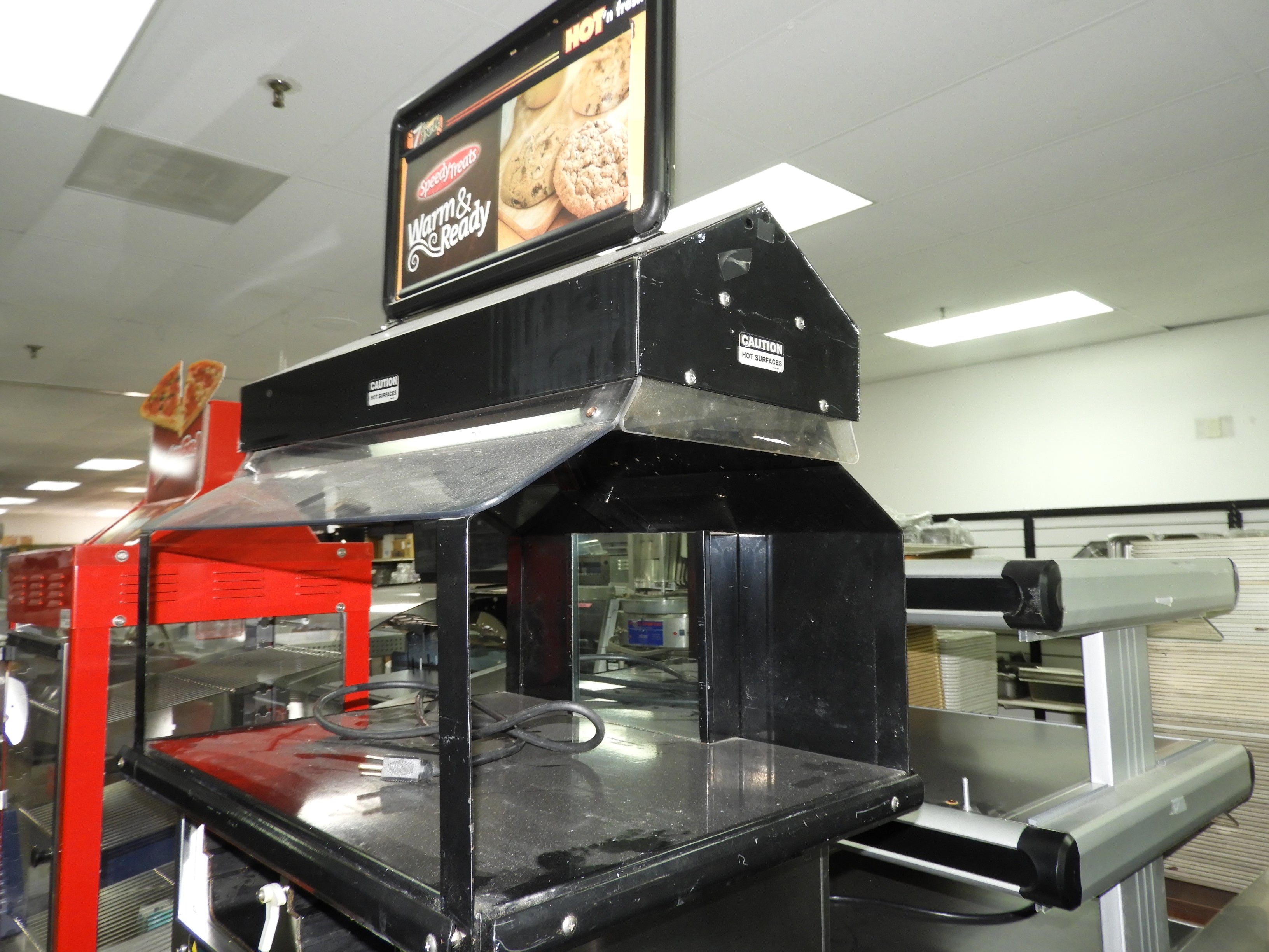 Used Merco MM-24 Commercial Counter Top Mini-Merchandiser Warmer Display 120V