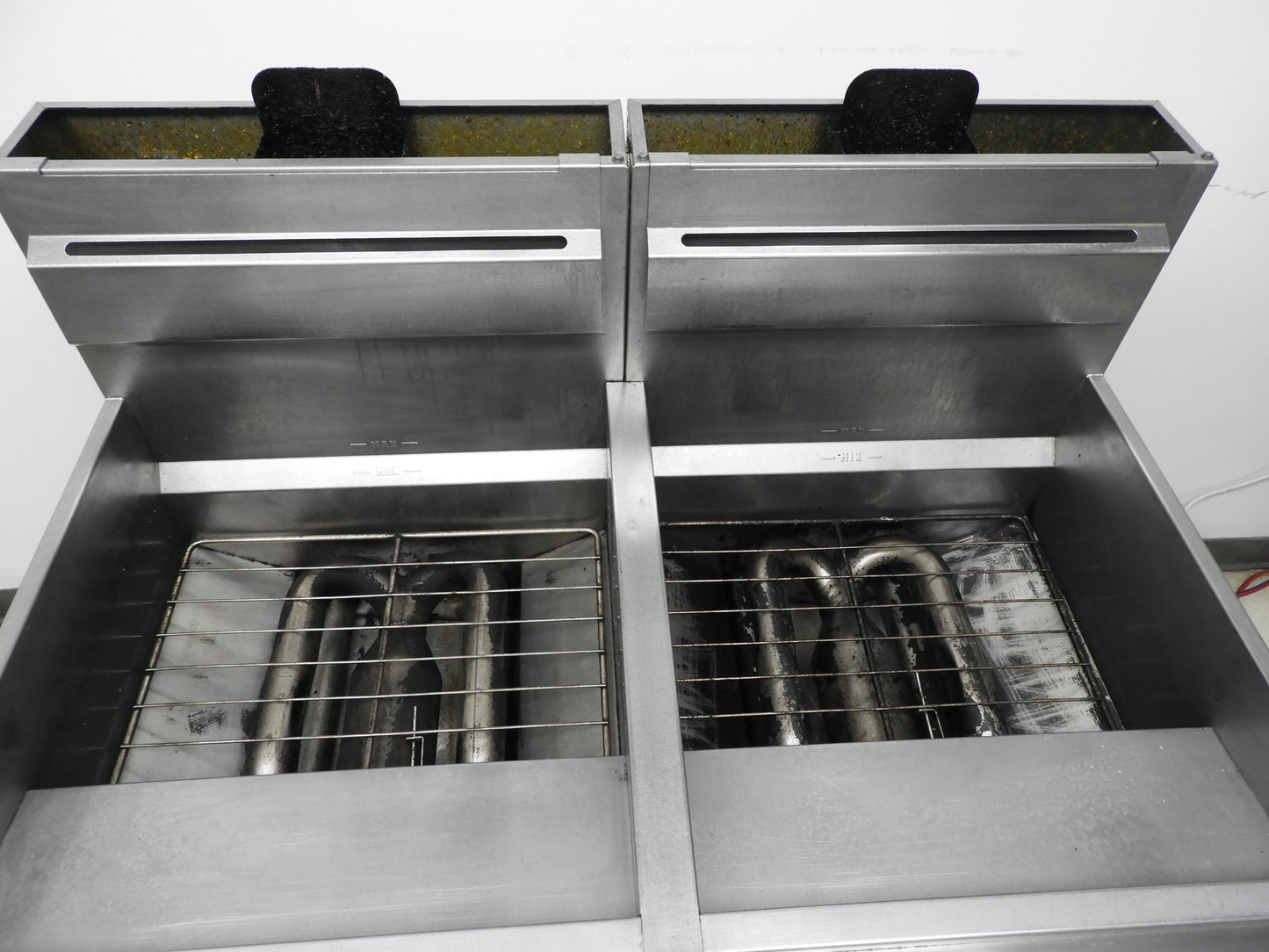 Used Vulcan 2TR65AF-1 PowerFry3 Natural Gas Floor Fryer 130-140 lb. 2 Unit Floor Fryer 160,000 BTU on Casters