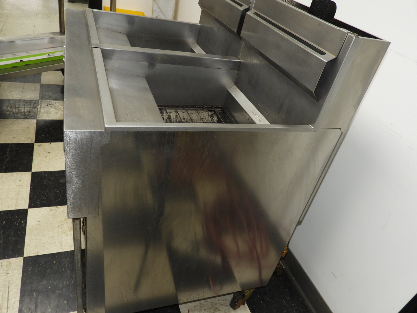 Used Vulcan 2TR65AF-1 PowerFry3 Natural Gas Floor Fryer 130-140 lb. 2 Unit Floor Fryer 160,000 BTU on Casters