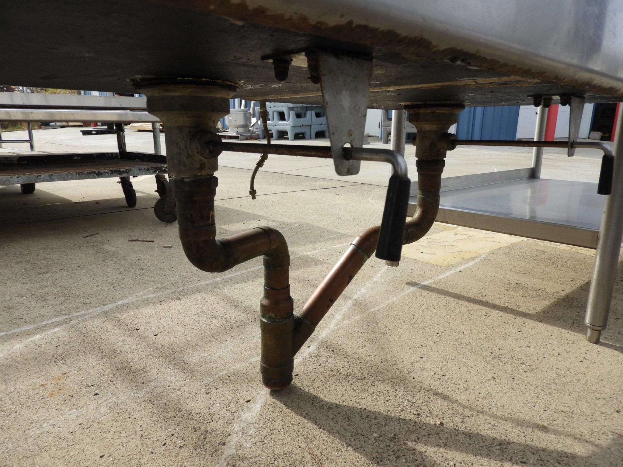 Used Remco 2 Compartment Commercial Stainless Steel Sink with Twist Drains - SS16 - Falcon Restaurant Supply - 8