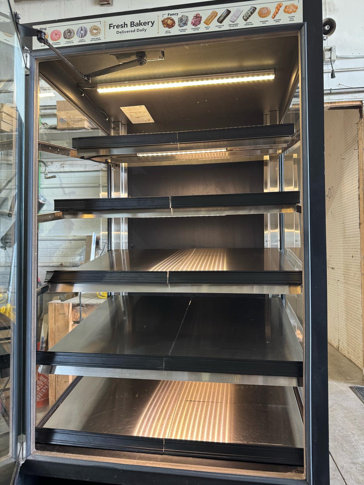 Used Piper TFC - L5 Bakery Display Case Merchandiser with LED Lights and Casters 120V - Falcon Restaurant Supply - 4