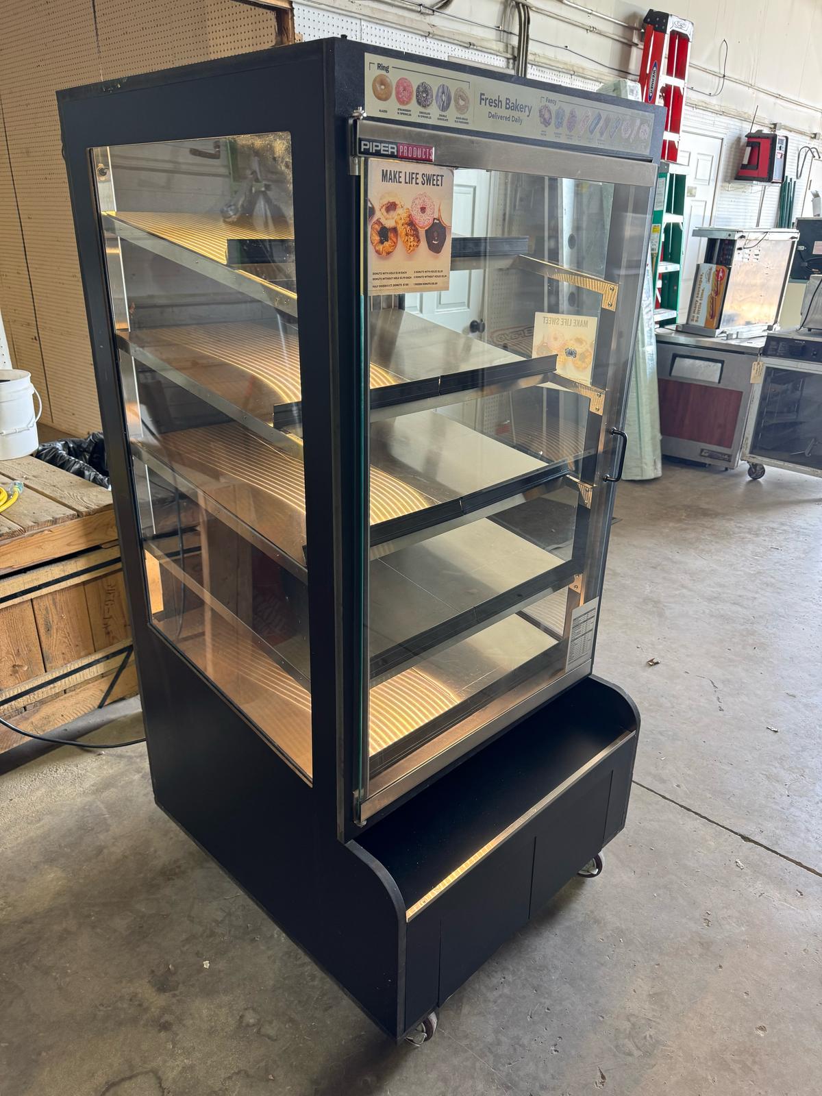 Used Piper TFC - L5 Bakery Display Case Merchandiser with LED Lights and Casters 120V - Falcon Restaurant Supply - 5