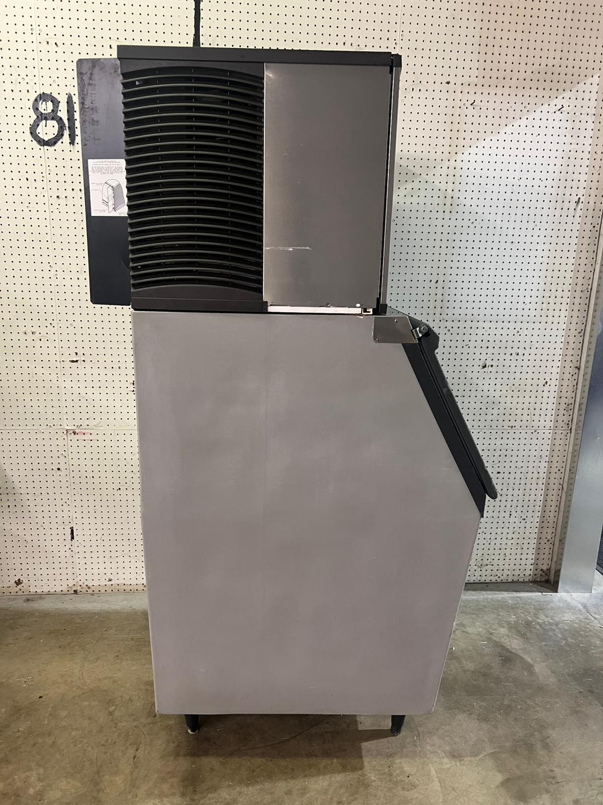 Manitowoc IY0504A-161D Indigo Ice Cube Machine, Air Cooled With Ice Bin