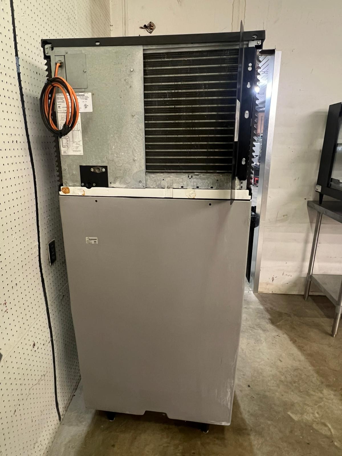 Manitowoc IY0504A-161D Indigo Ice Cube Machine, Air Cooled With Ice Bin