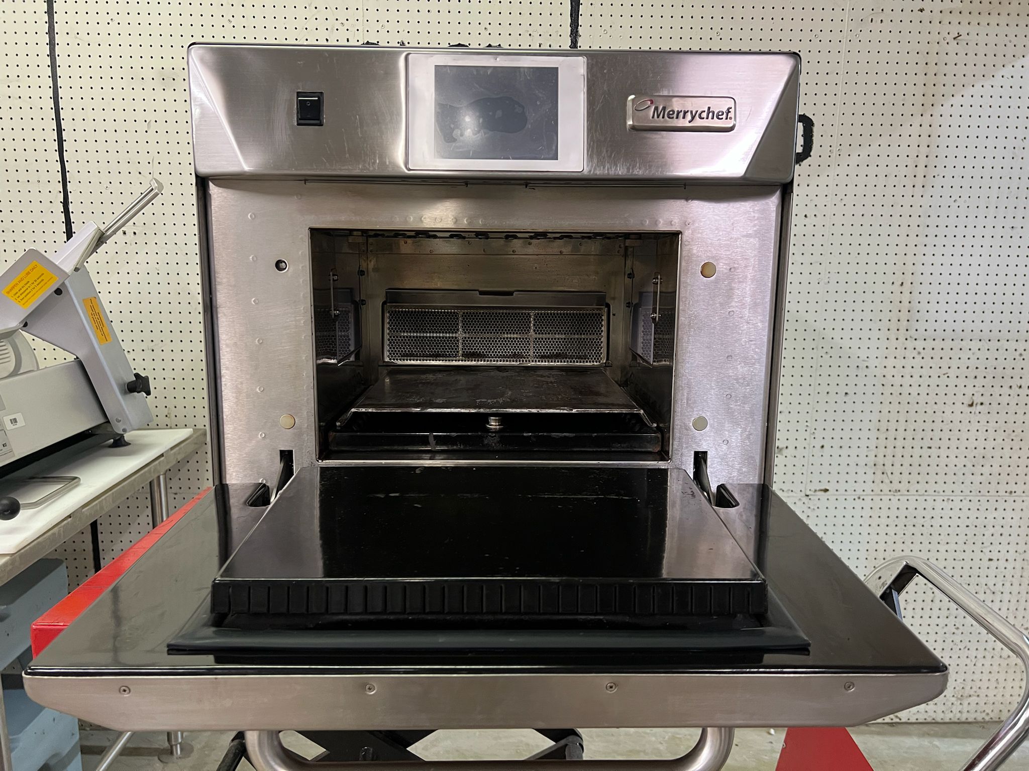 Used Merrychef eikon e4 High-Speed Accelerated Cooking Countertop Oven 220V