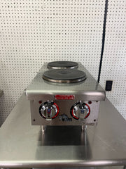 Used Star 502FF 2 Burner Countertop Range with Solid Burners - 208V 1Ph