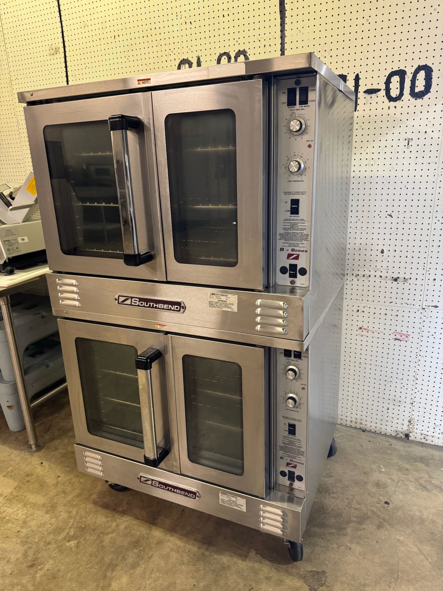Used Southbend BGS/22SC Natural Gas Double Stack Convection Oven