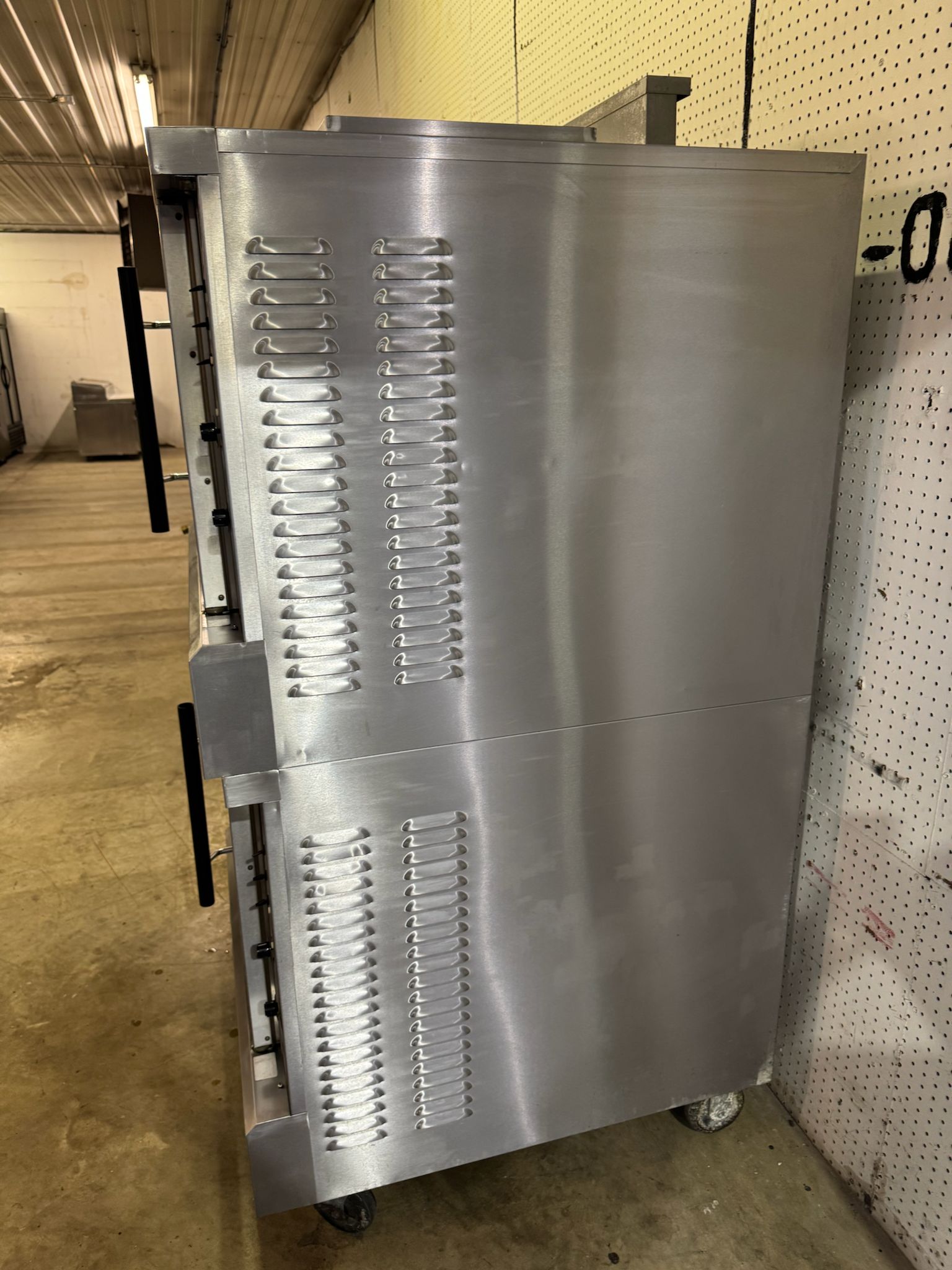 Used Lang GCCO - T ACCU - TEMP Natural Gas Double Stack Convection Oven - Falcon Restaurant Supply - 5
