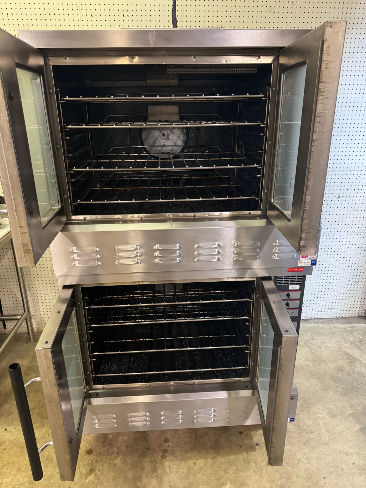 Used Lang GCCO - T ACCU - TEMP Natural Gas Double Stack Convection Oven - Falcon Restaurant Supply - 3