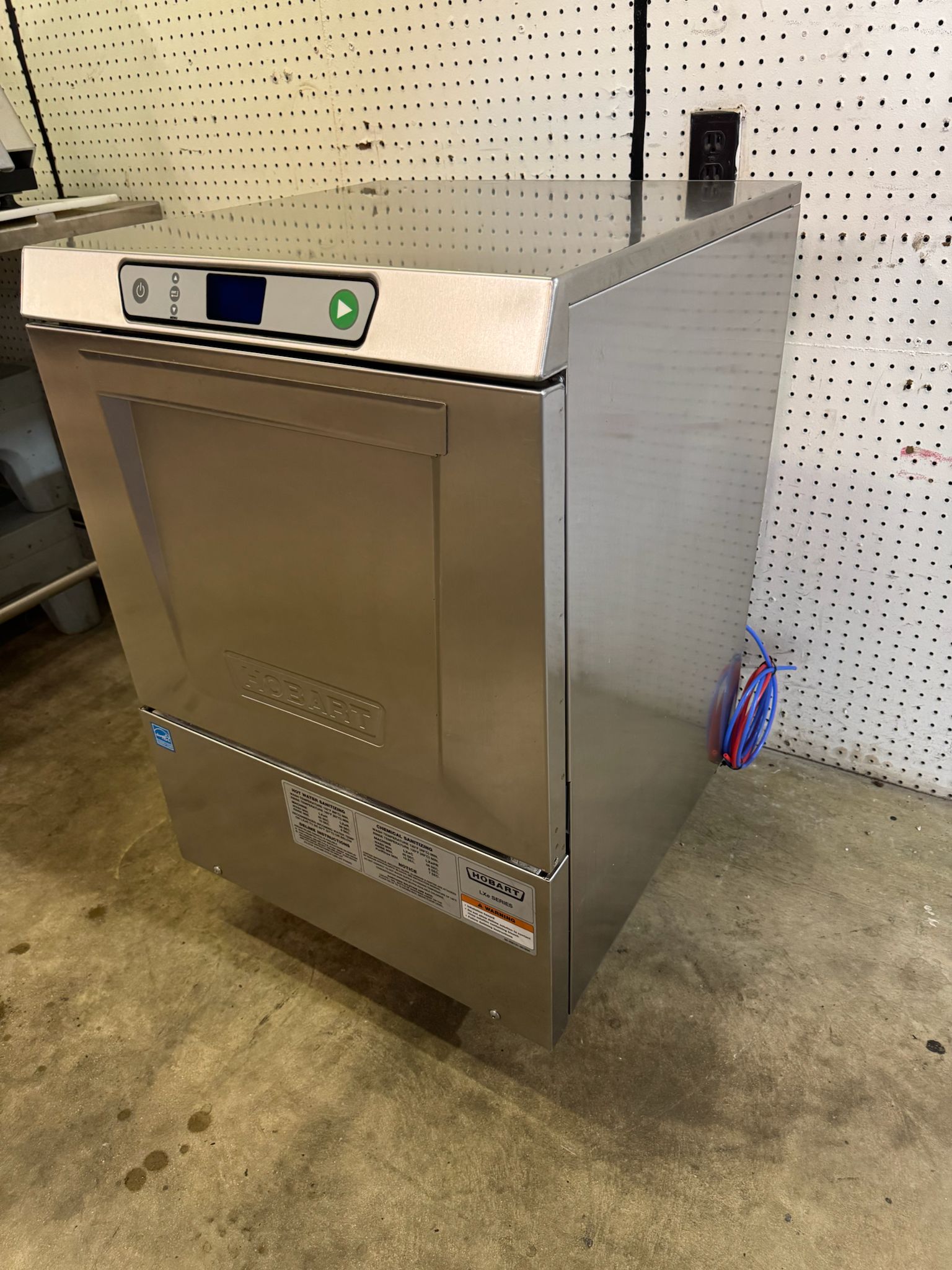 Used Hobart LXEH High Temperature Undercounter Dishwasher 208-240V 1PH