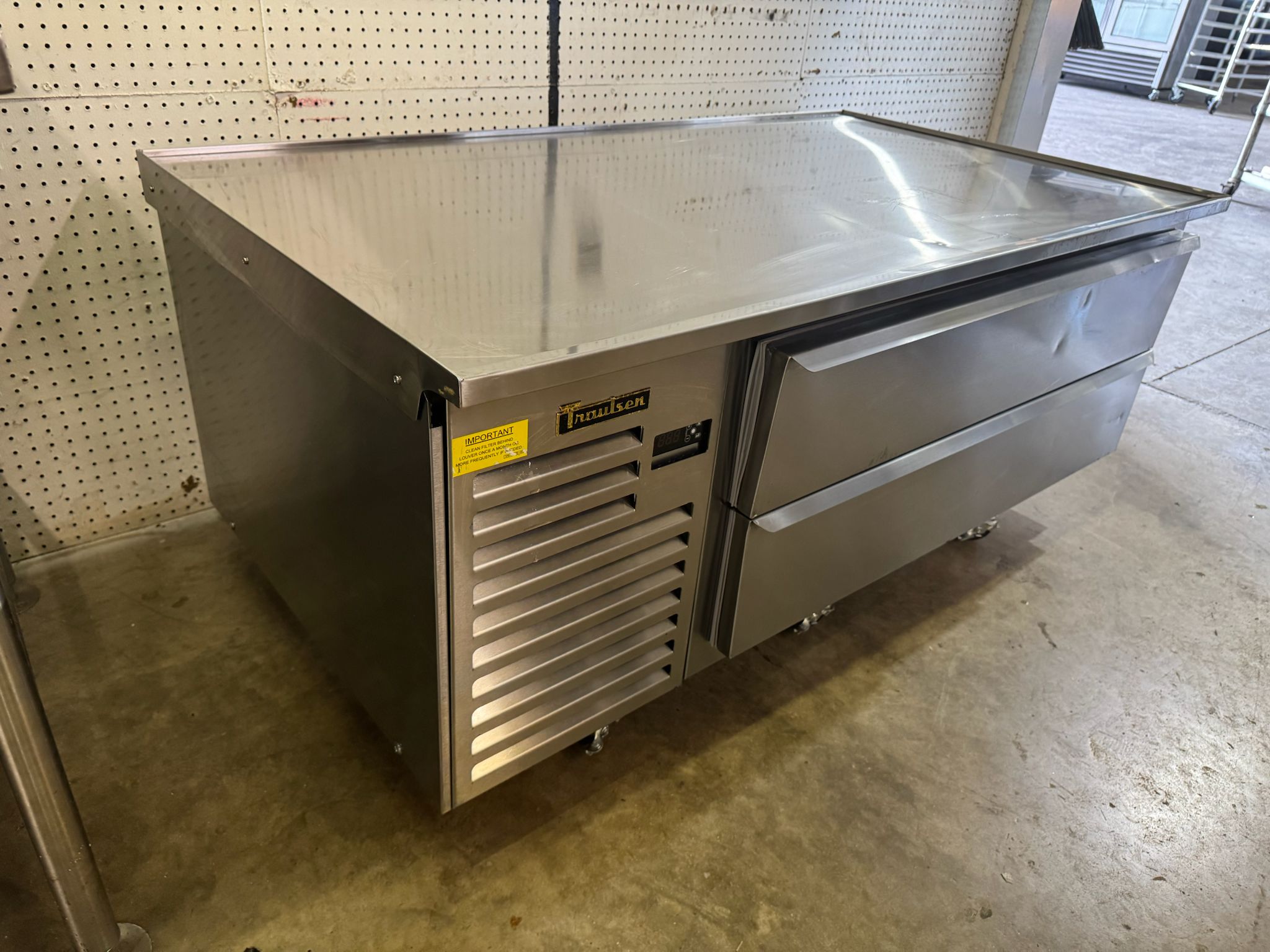 Used Traulsen TE060HT 2 Drawer 60" Refrigerated Chef Base 120V - WO1