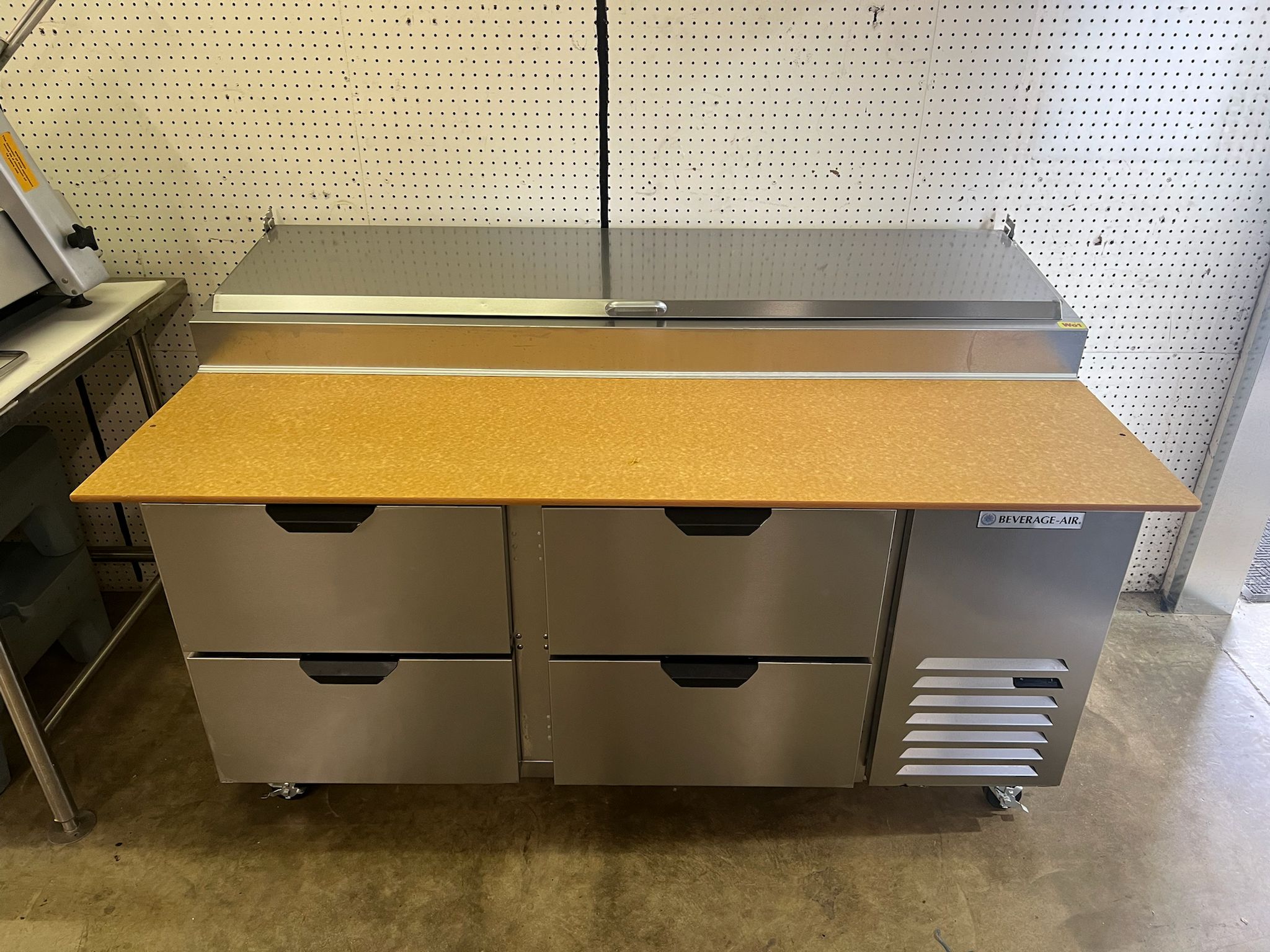 Used 67" Beverage-Air DPD67HC-4 Refrigerated 4 Drawer Pizza Prep Table 115V - WO1
