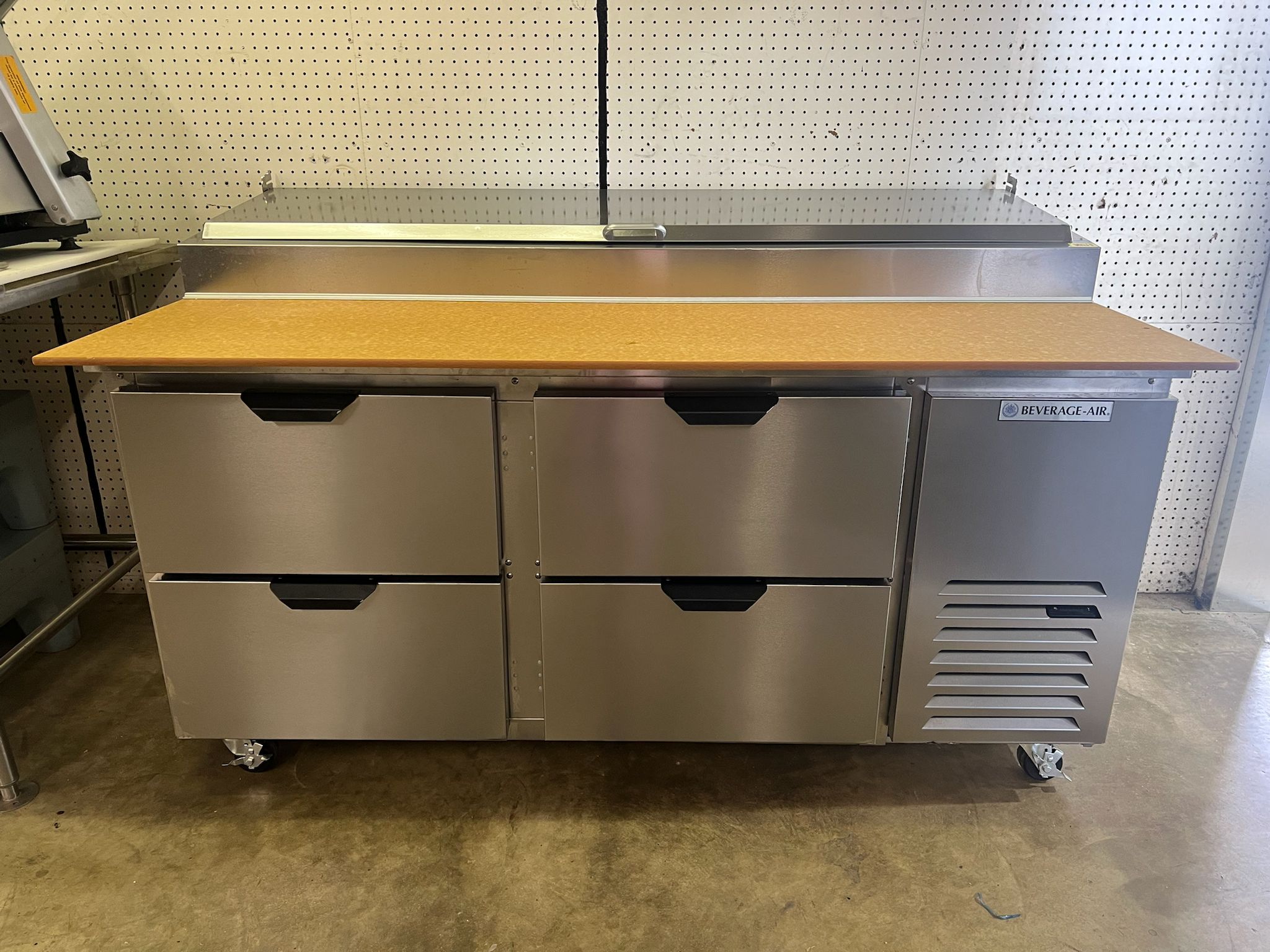 Used 67" Beverage-Air DPD67HC-4 Refrigerated 4 Drawer Pizza Prep Table 115V - WO1