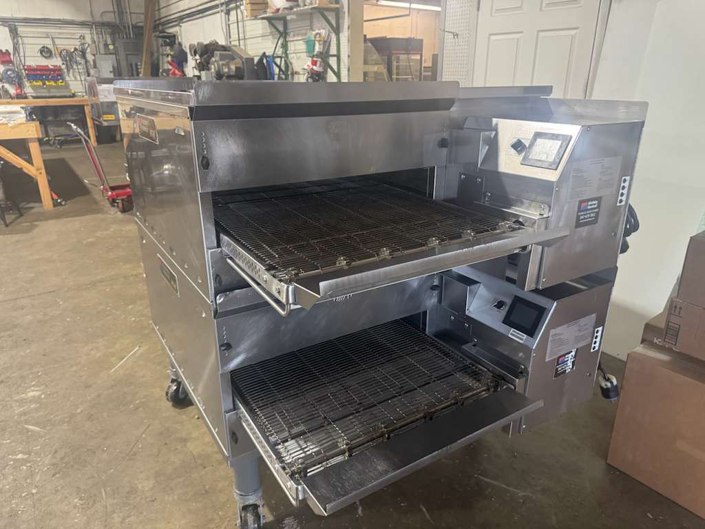 Used 2023 65" Middleby PS638G-2 Natural Gas Double Impingement Conveyor Oven 208/240V 1ph