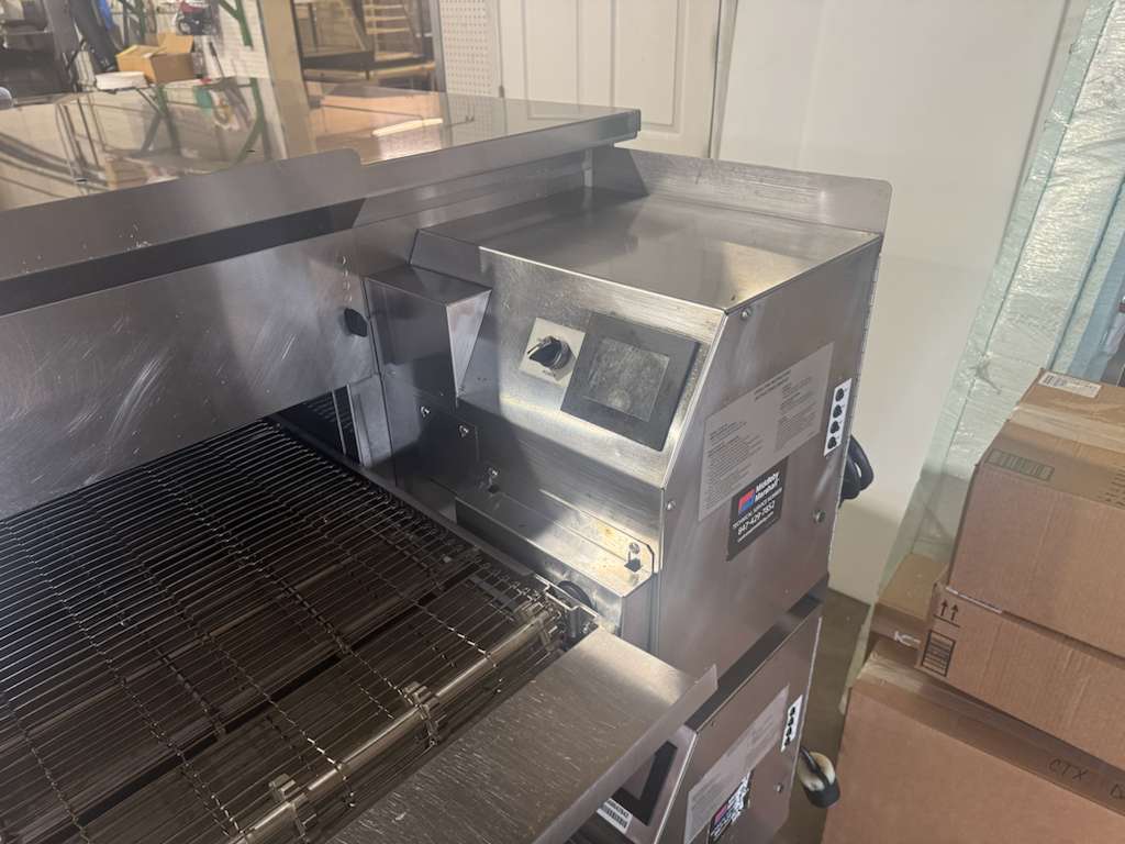 Used 2023 65" Middleby PS638G-2 Natural Gas Double Impingement Conveyor Oven 208/240V 1ph