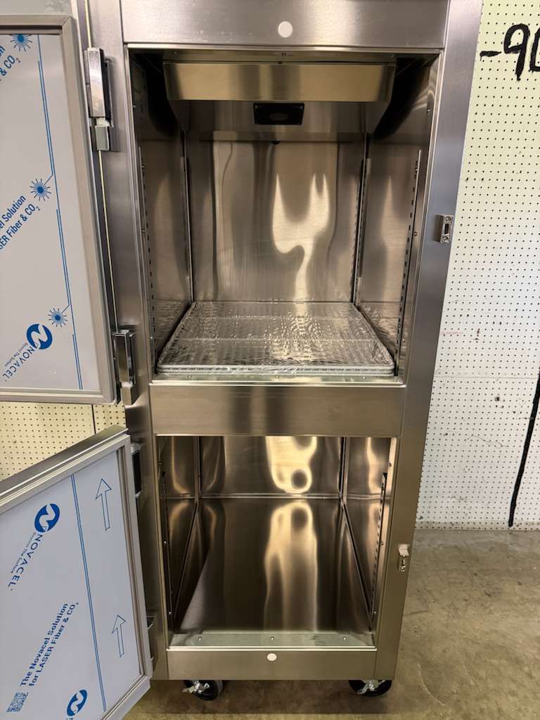 Used Beverage - Air PRF12 - 12HC - 1HS Half Door Dual Temperature Reach - In 115V - WO1 - Falcon Restaurant Supply - 7