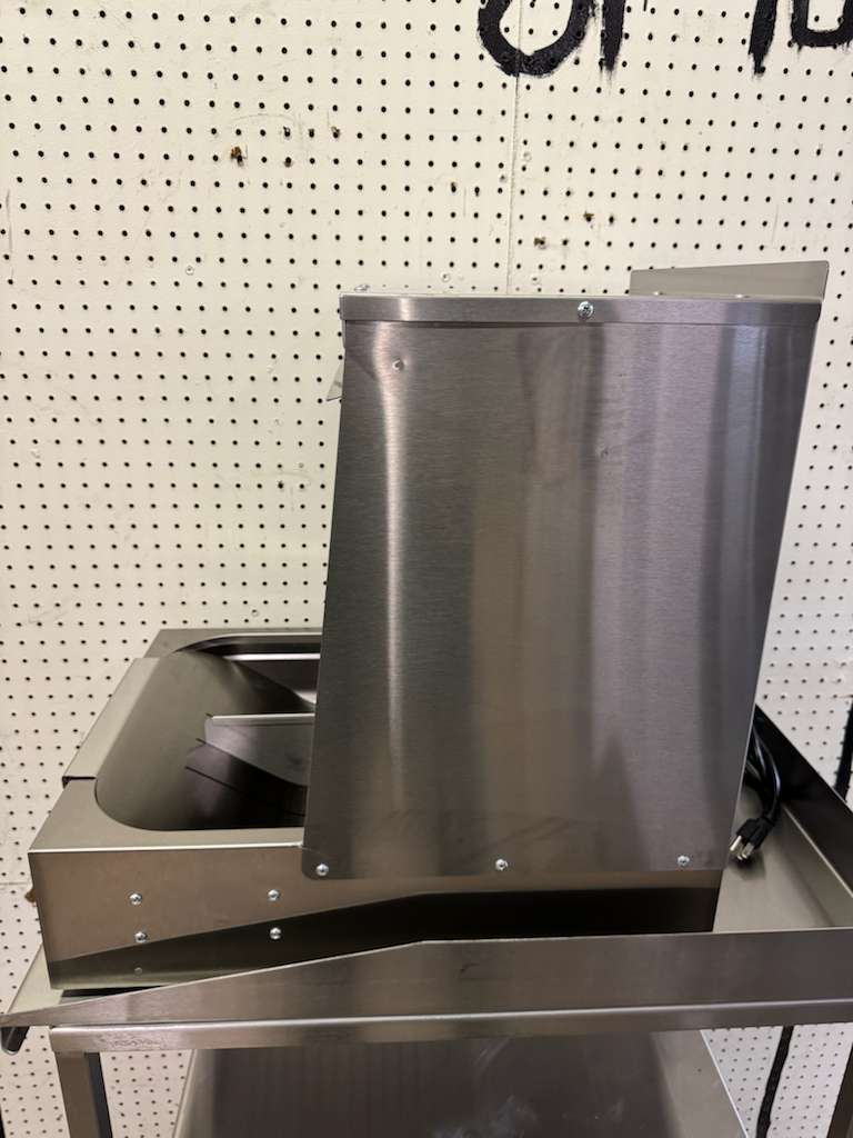 Used Hatco GRFHS-16 Glo-Ray 16" Portable Fry Holding Dump Station - 120V, 1090W - WO!