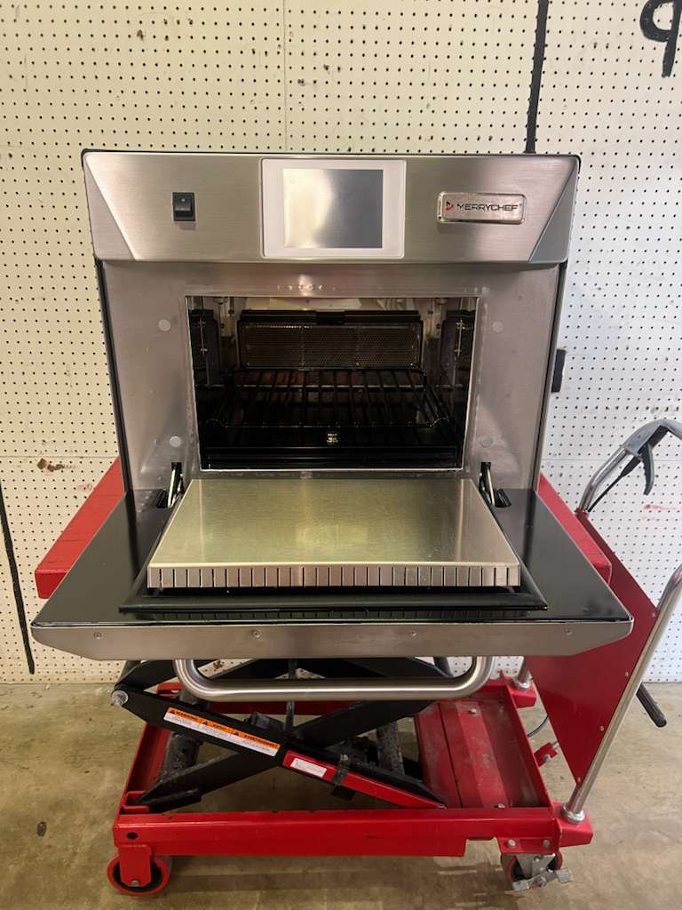 Used 2021 Merrychef eikon e4 High-Speed Accelerated Cooking Oven 220V